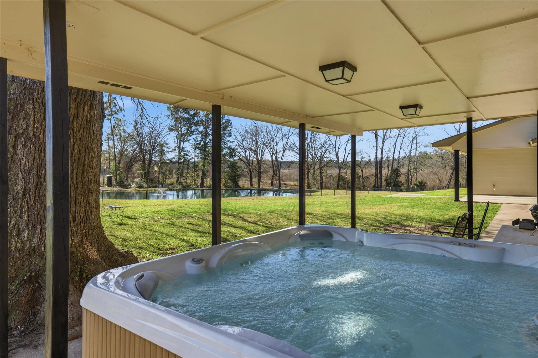 main property photo 17