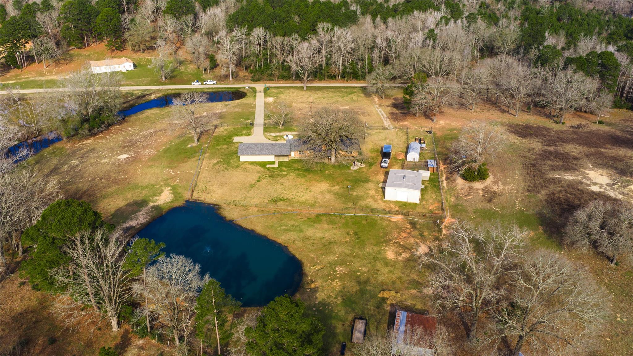 main property photo 24