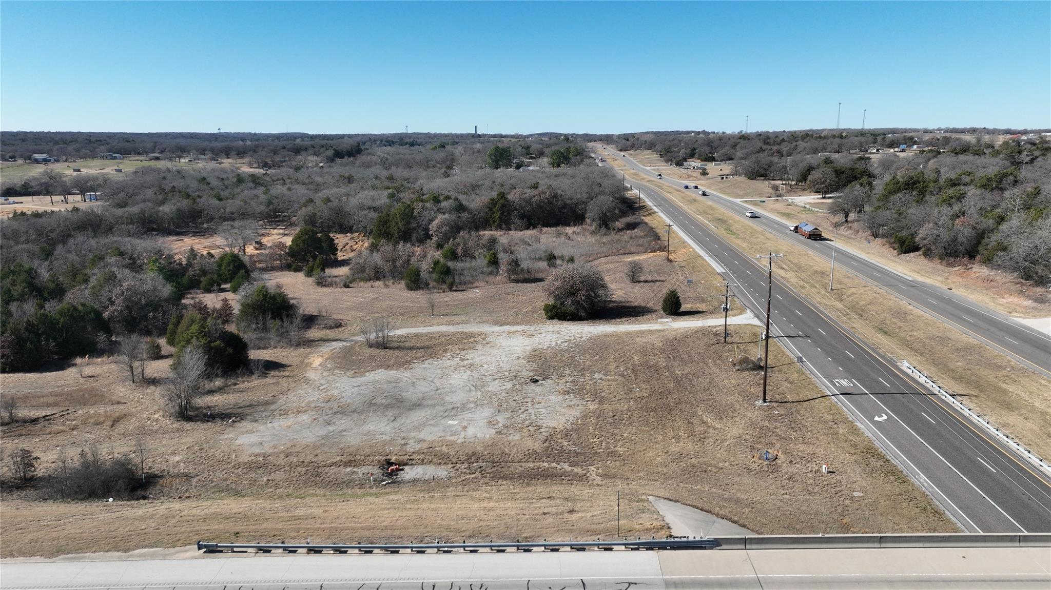 main property photo 10
