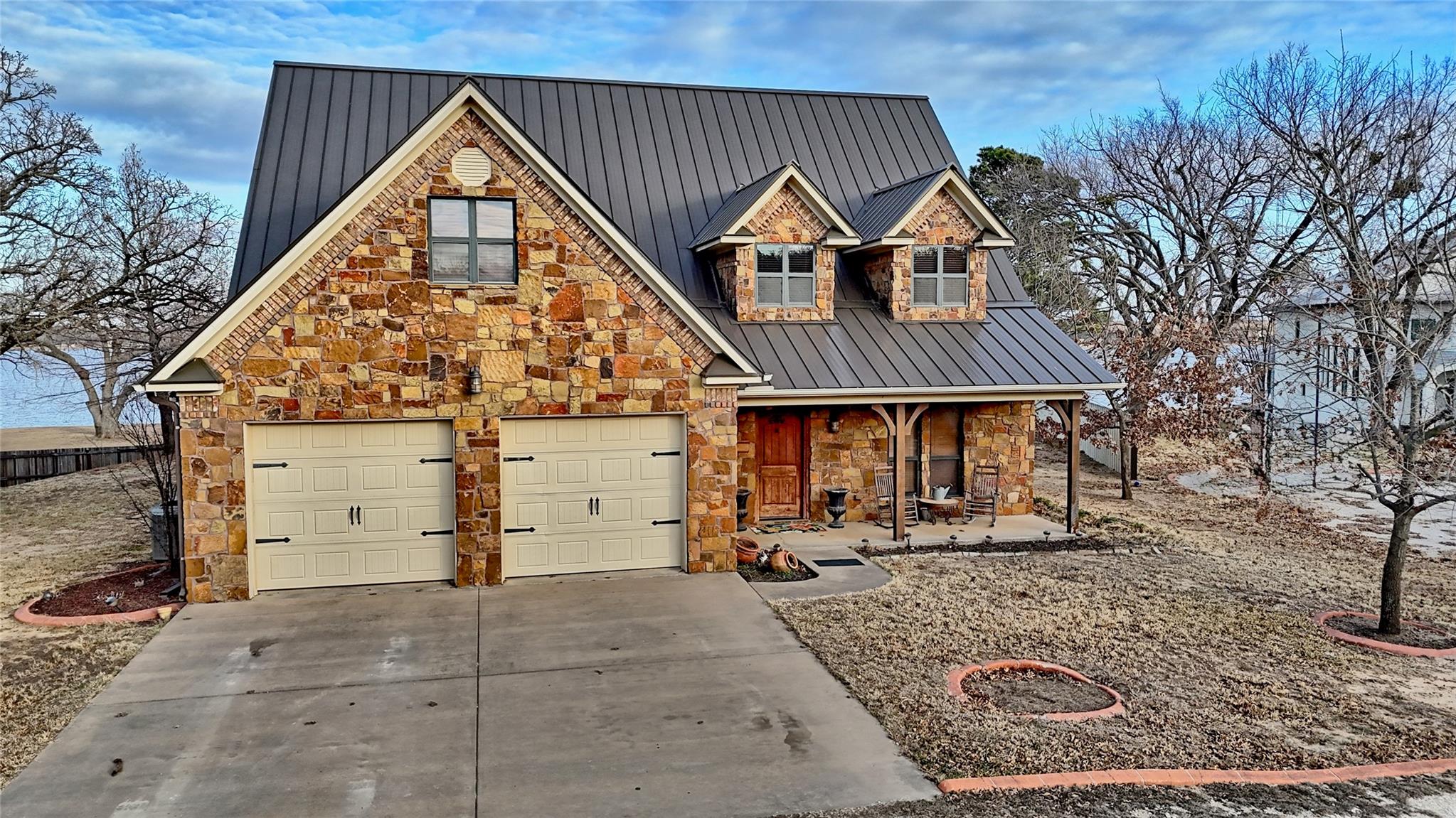 main property photo 35