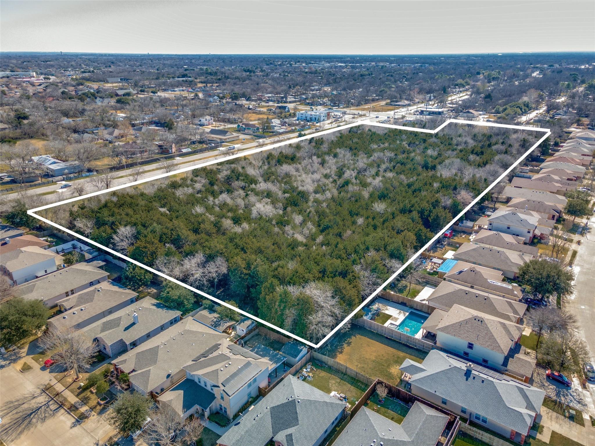 main property photo 7