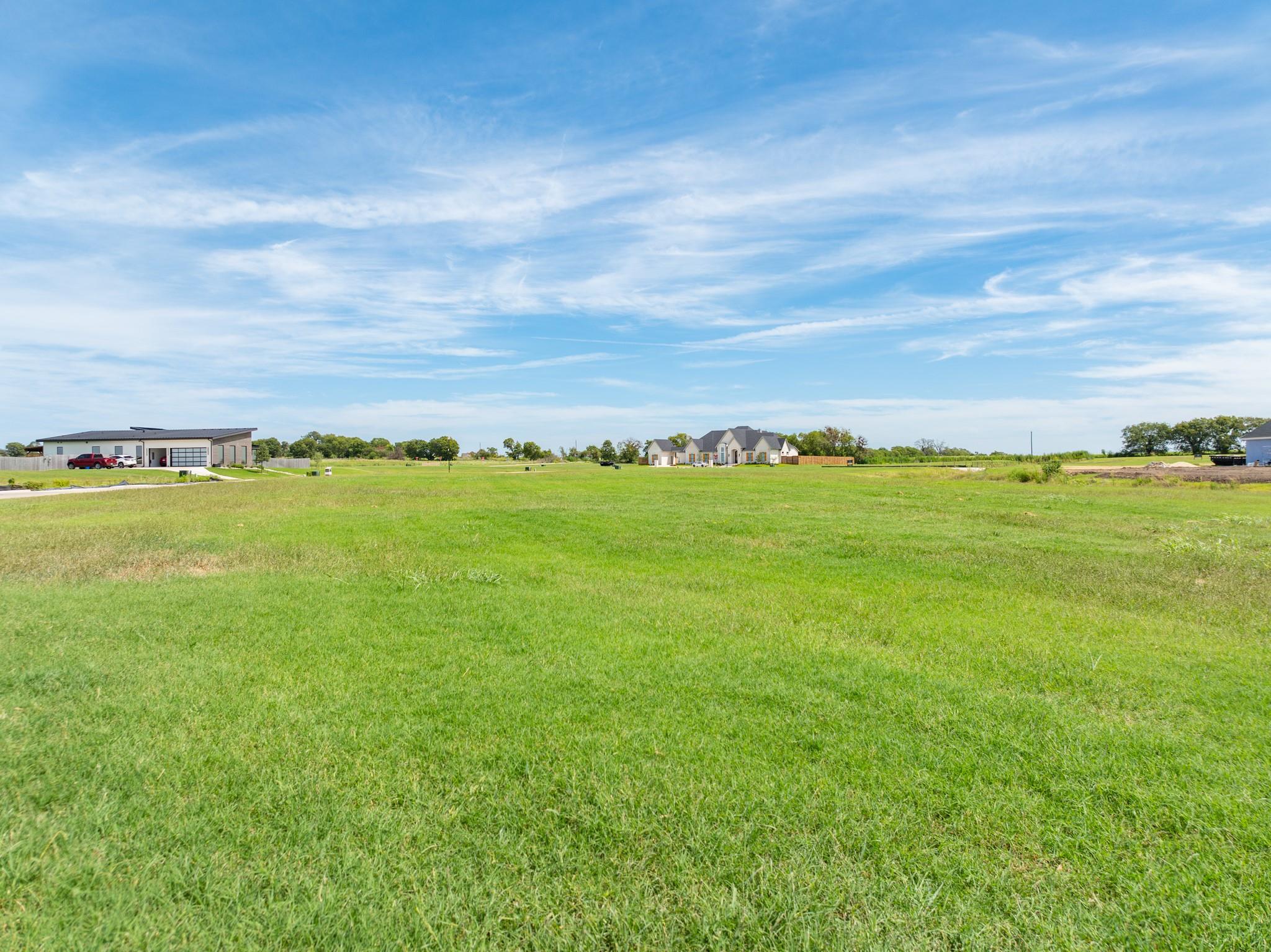 main property photo 7