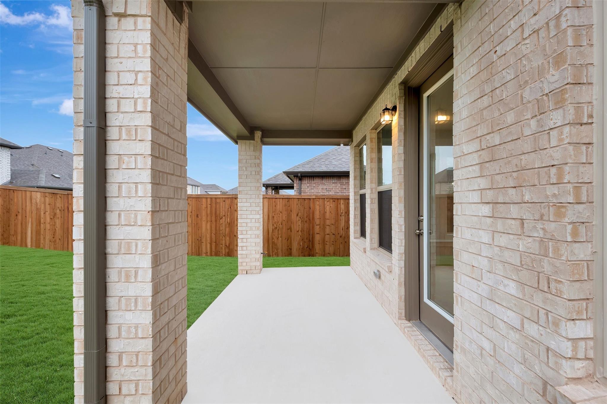 main property photo 34