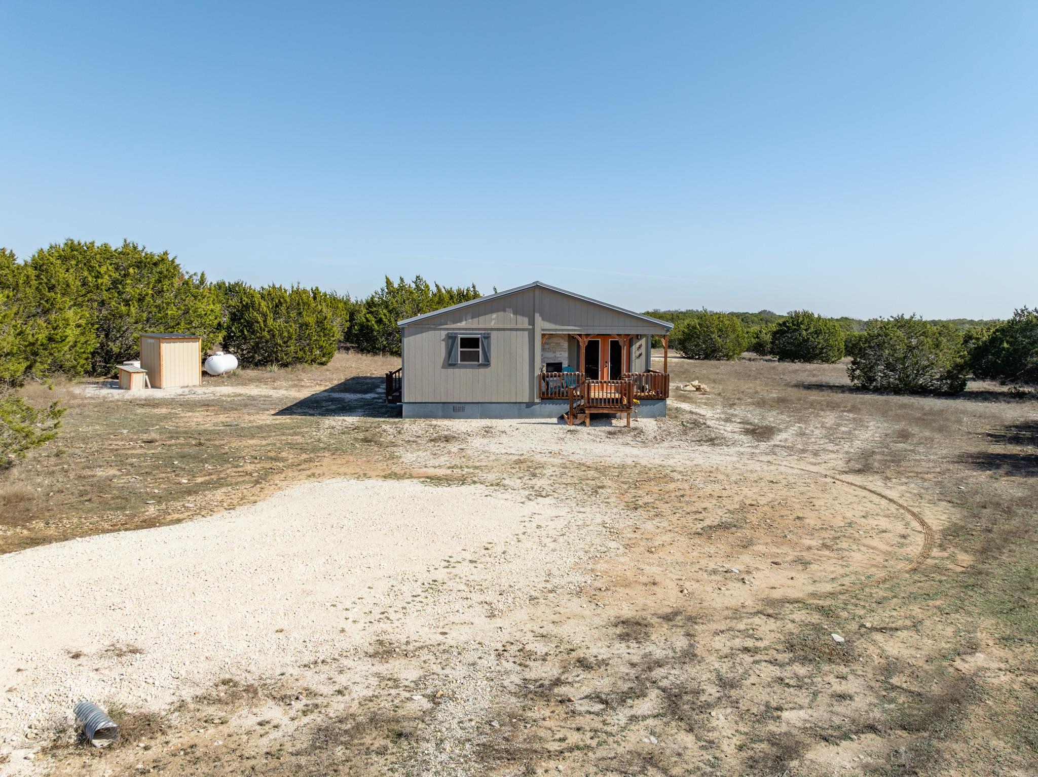 main property photo 22