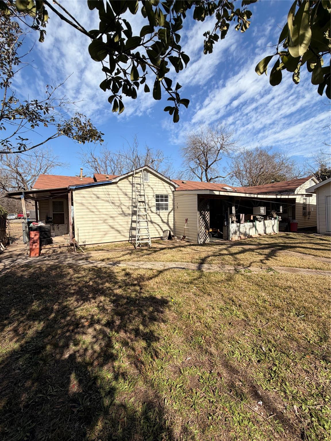 main property photo 3