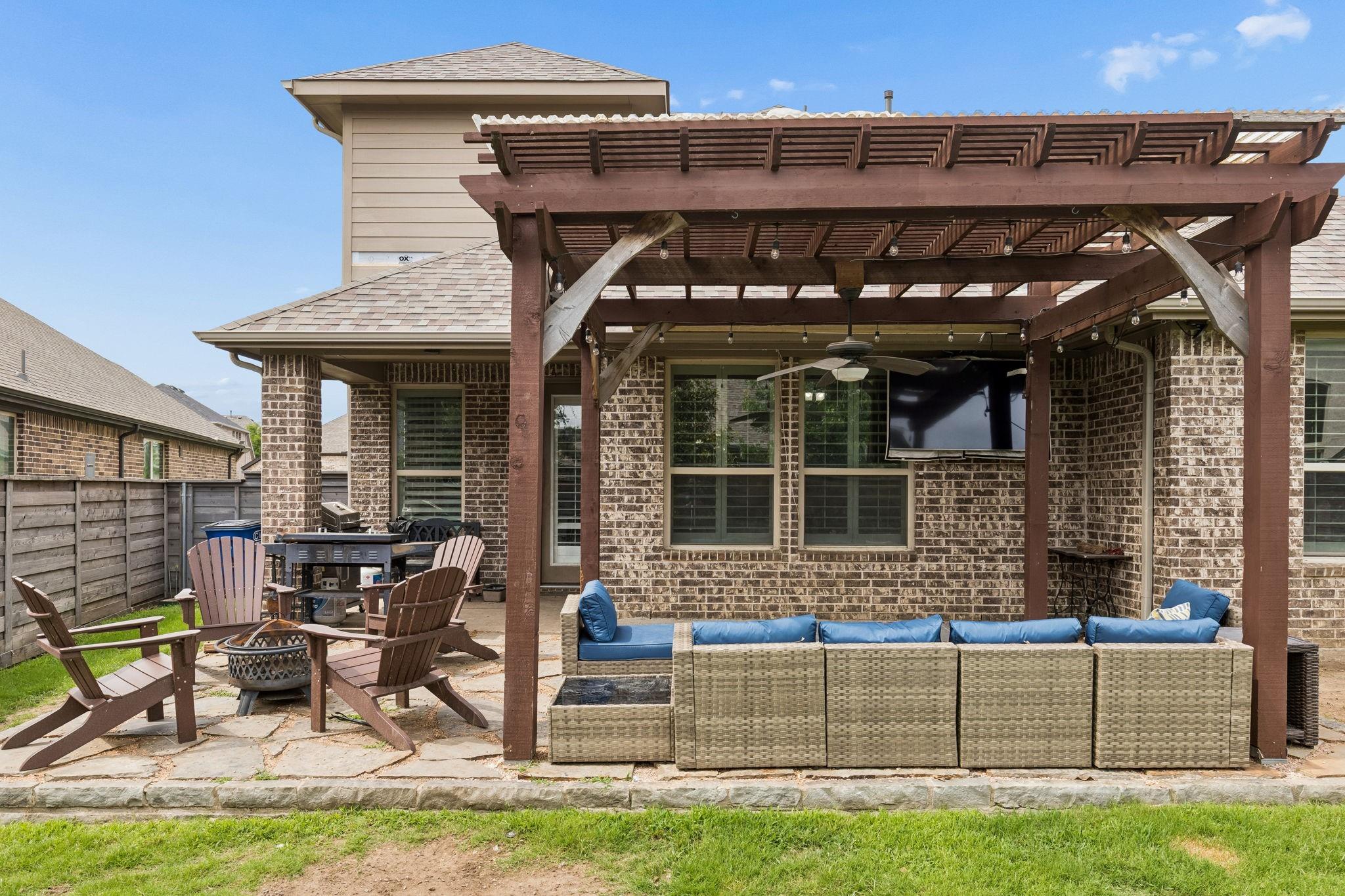 main property photo 26