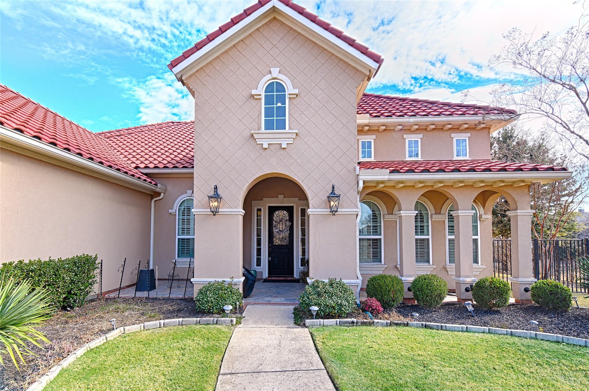 main property photo 4