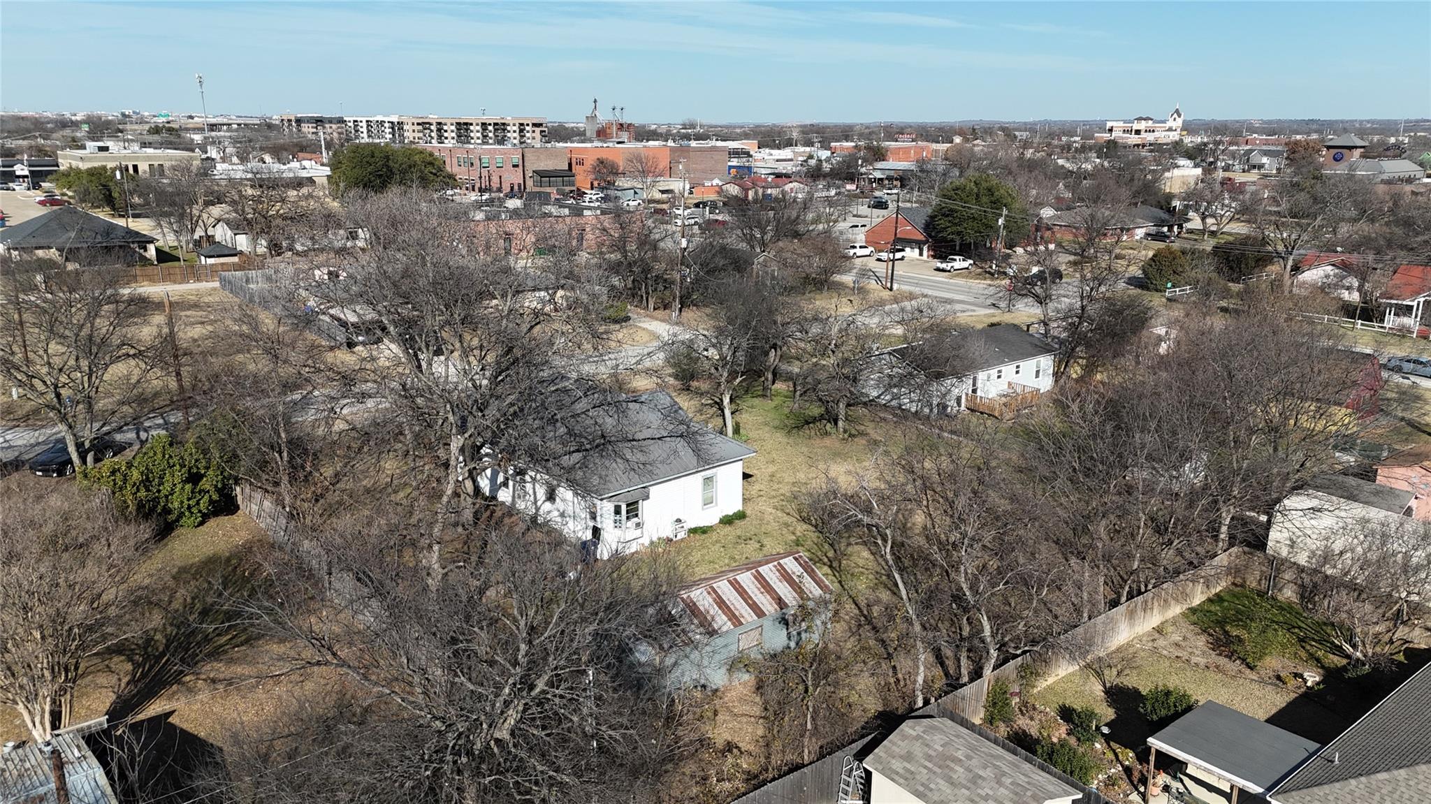 main property photo 7