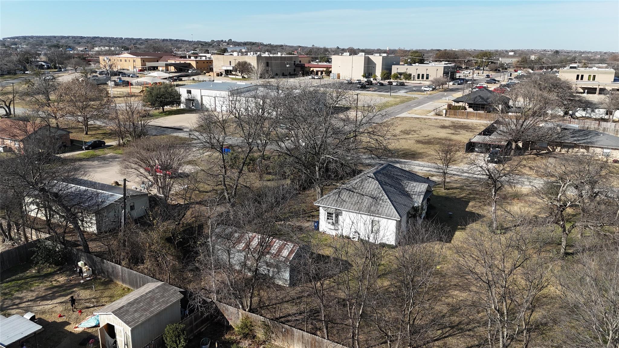 main property photo 9