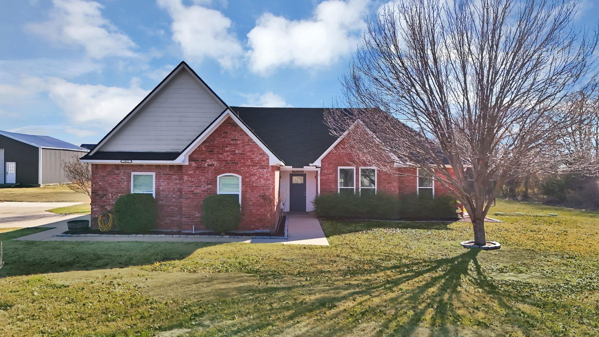 main property photo 26