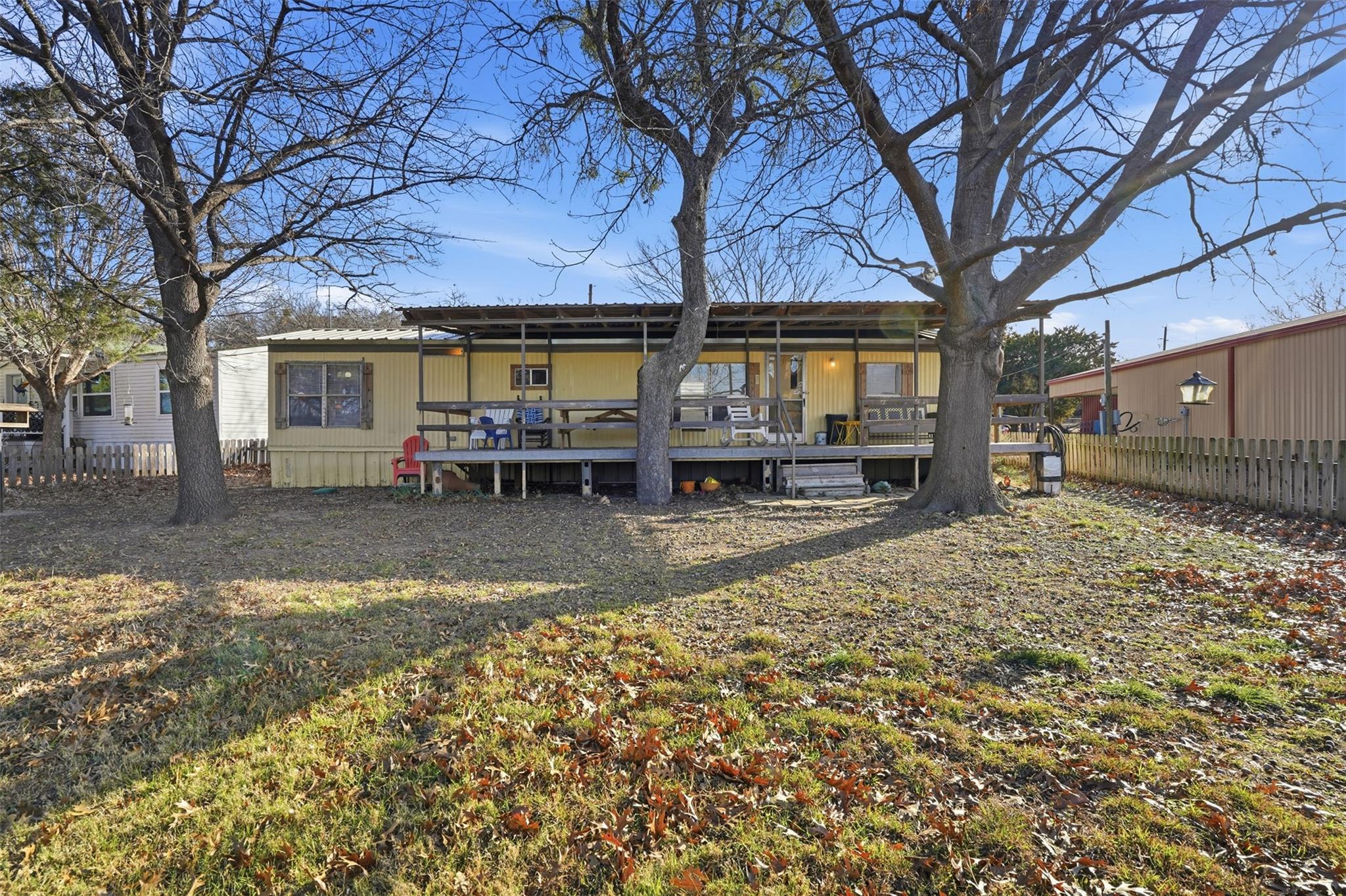 main property photo 14