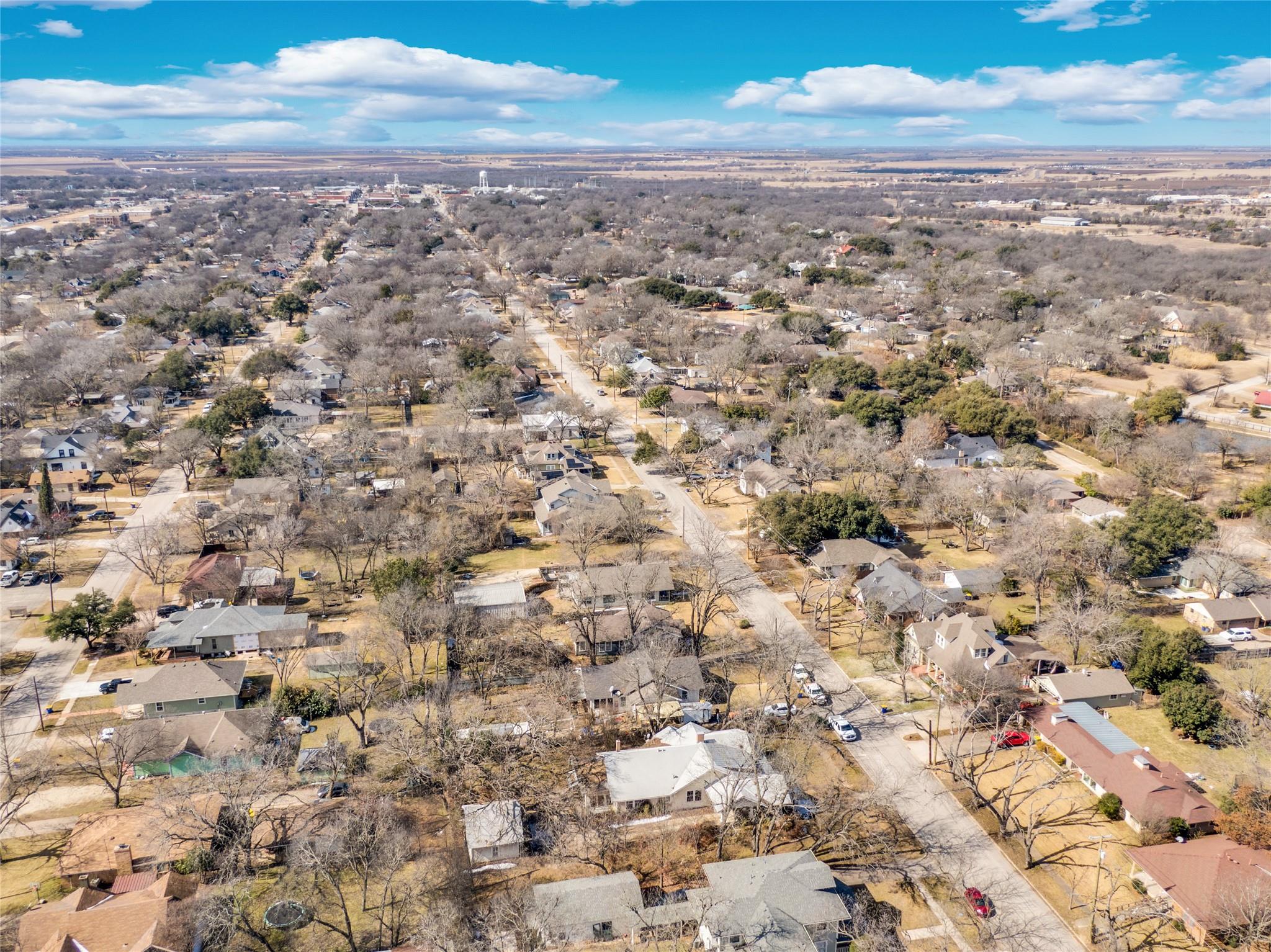 main property photo 27