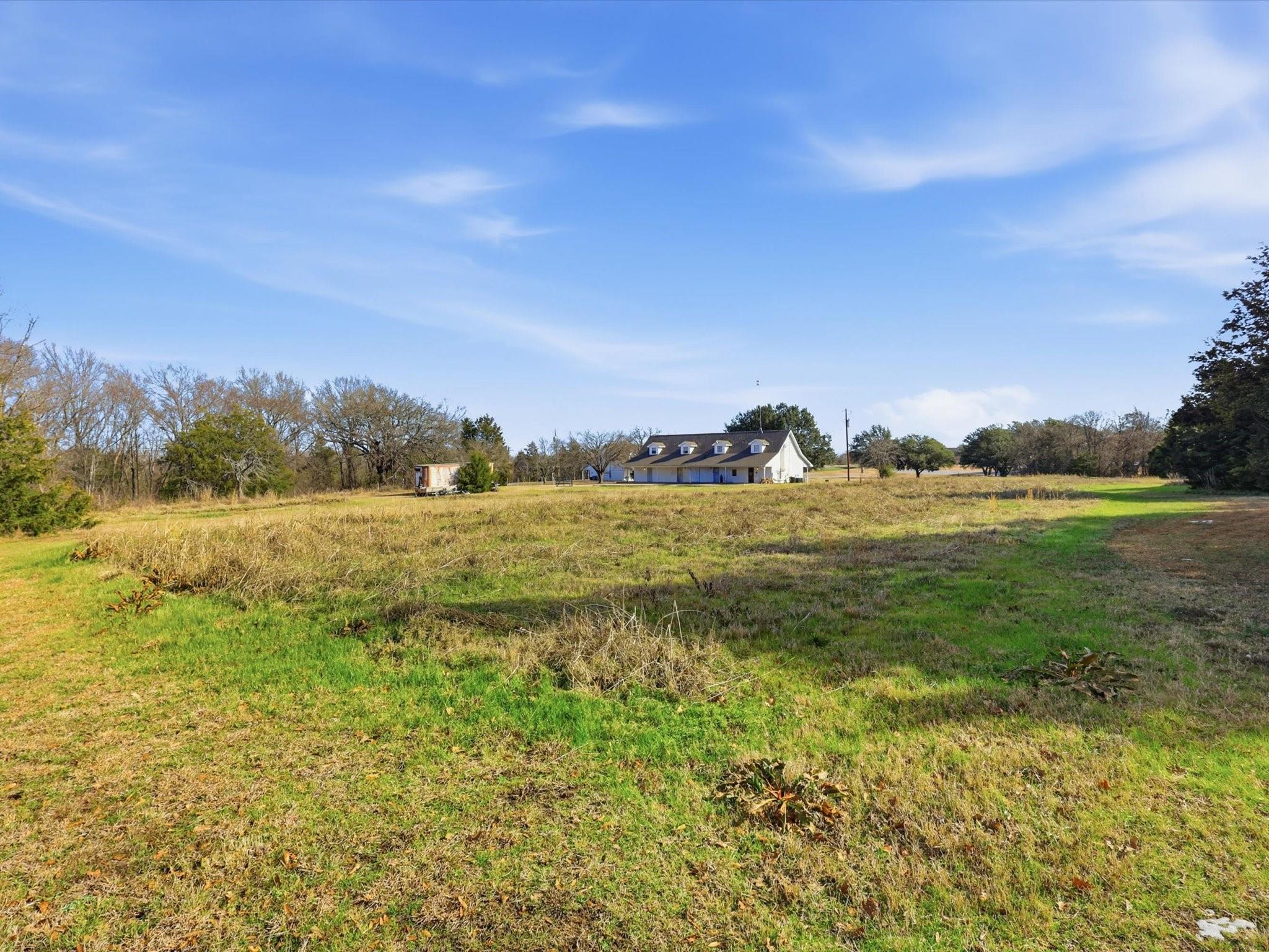 main property photo 22