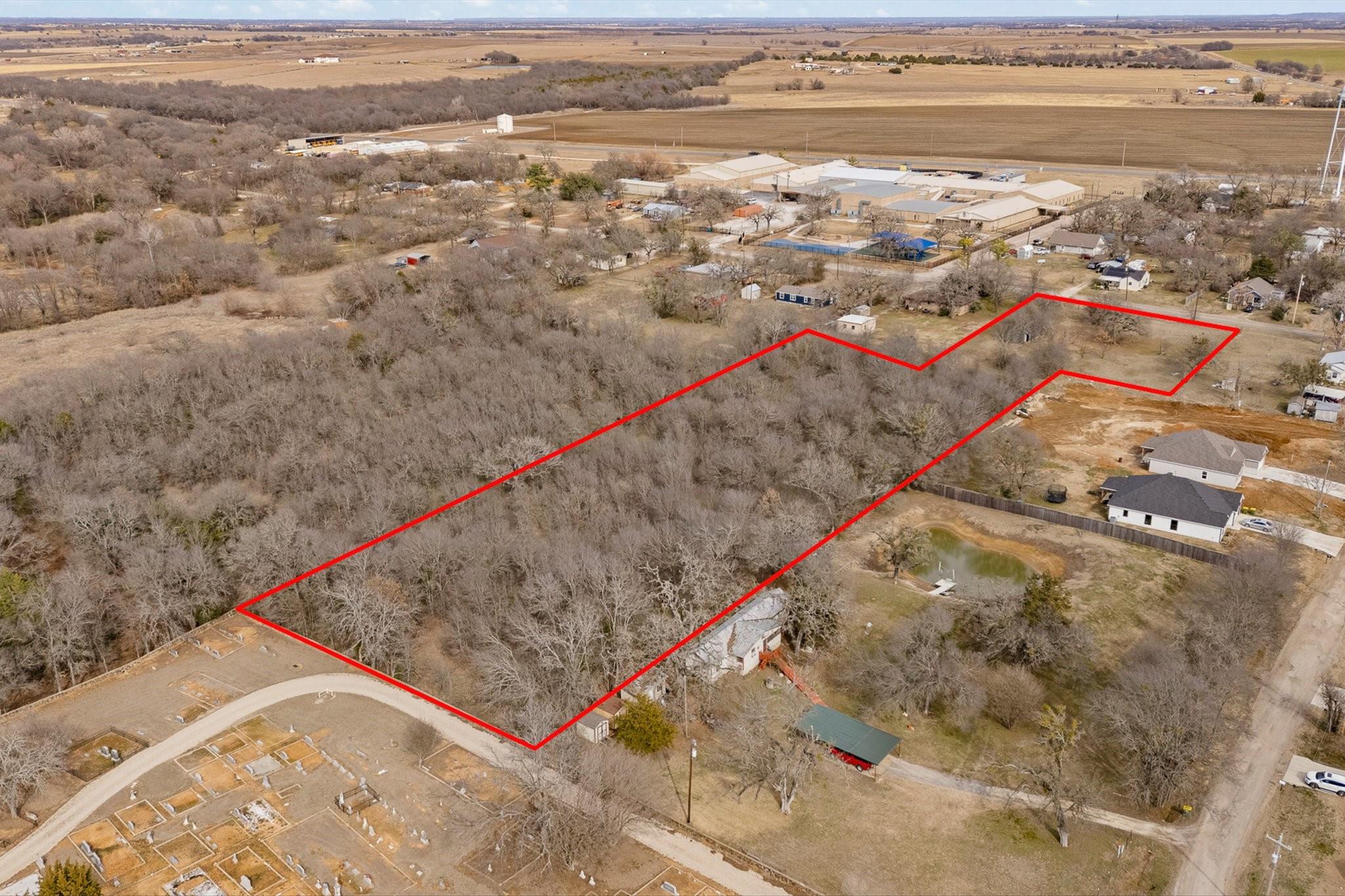 main property photo 13