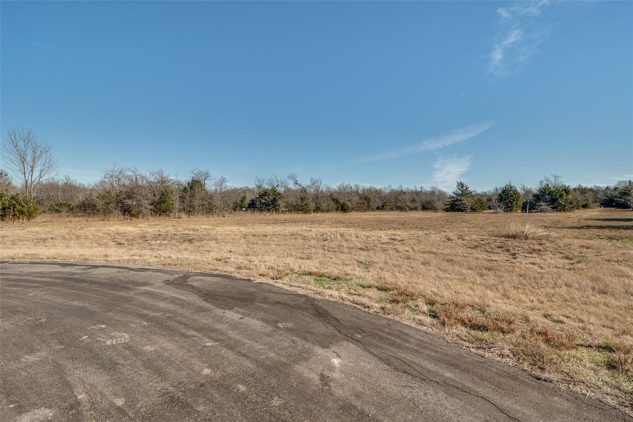 main property photo 5
