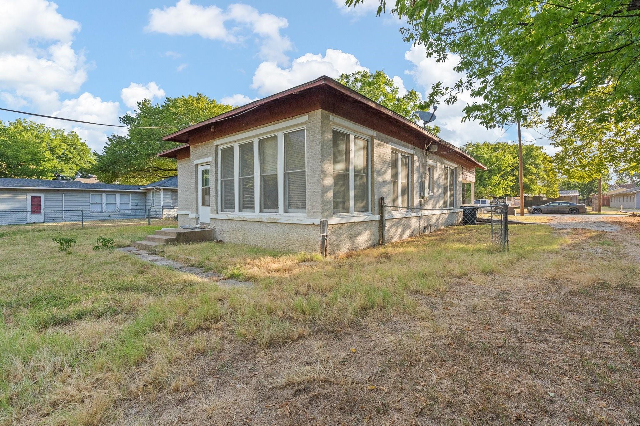 main property photo 26