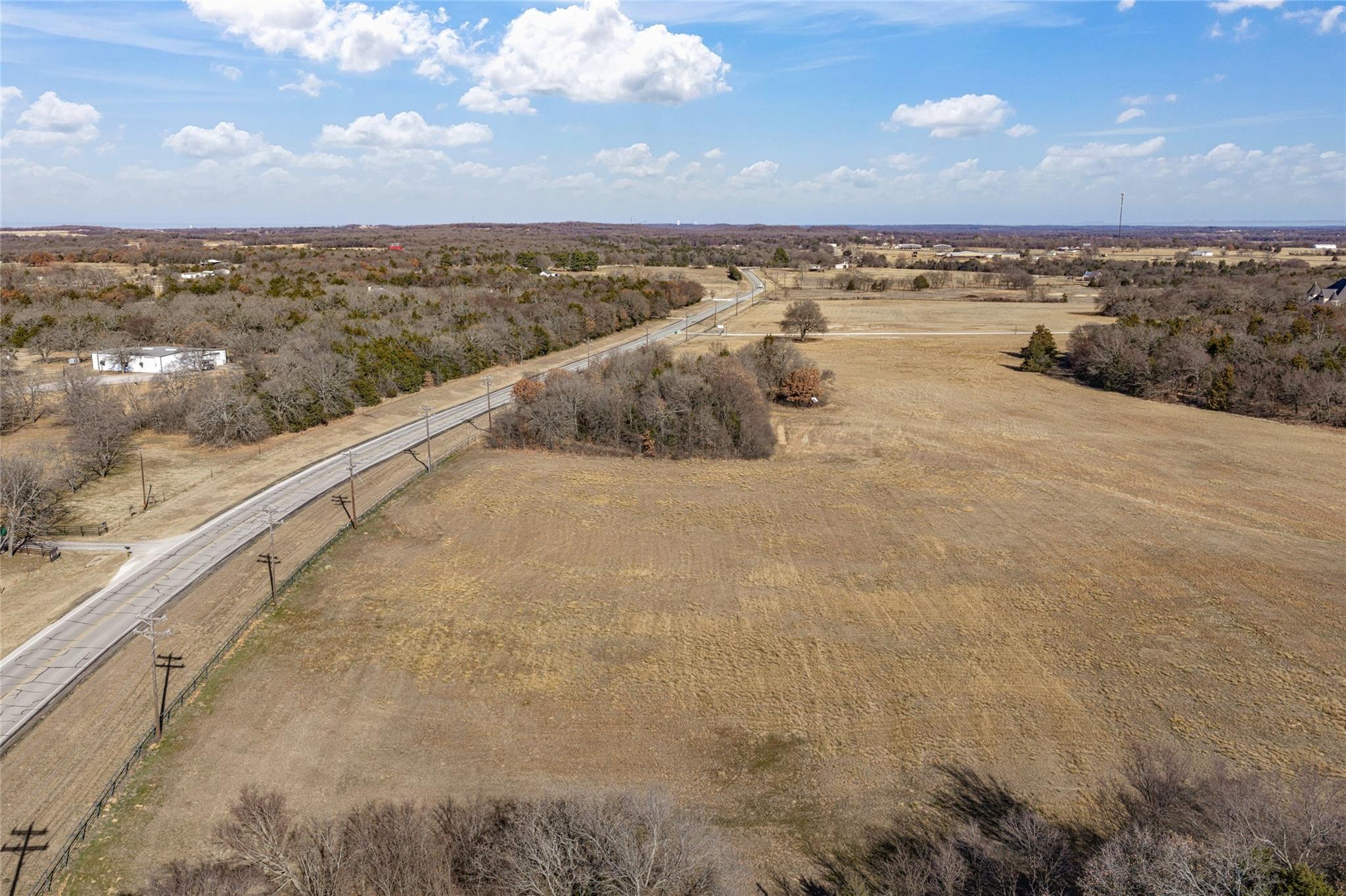 main property photo 20