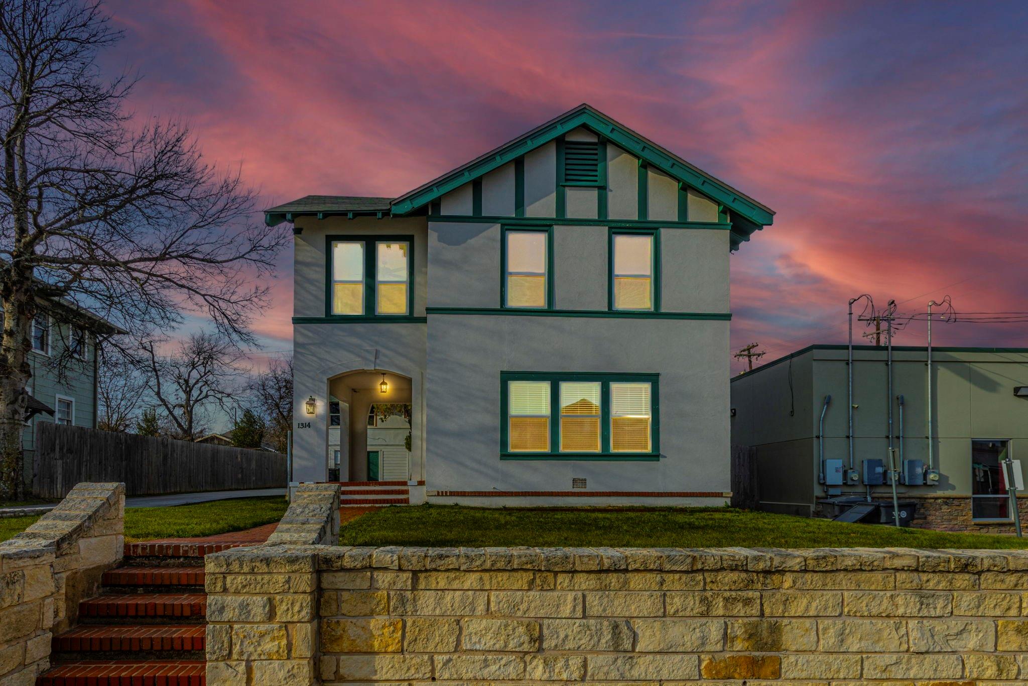 main property photo 3