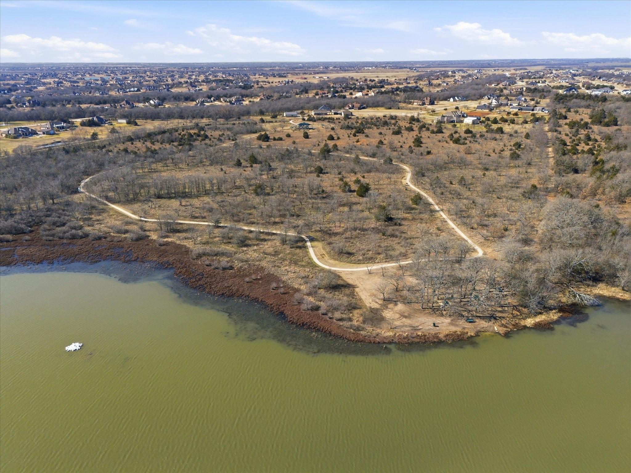 main property photo 29