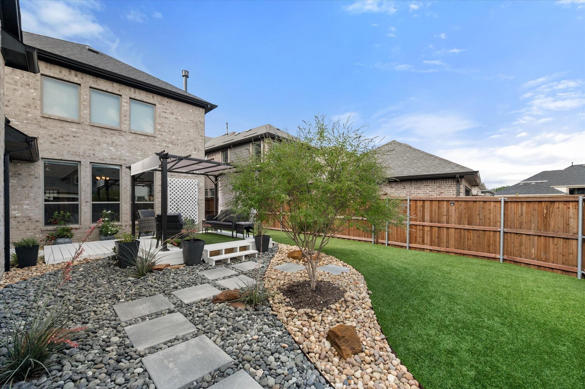 main property photo 4
