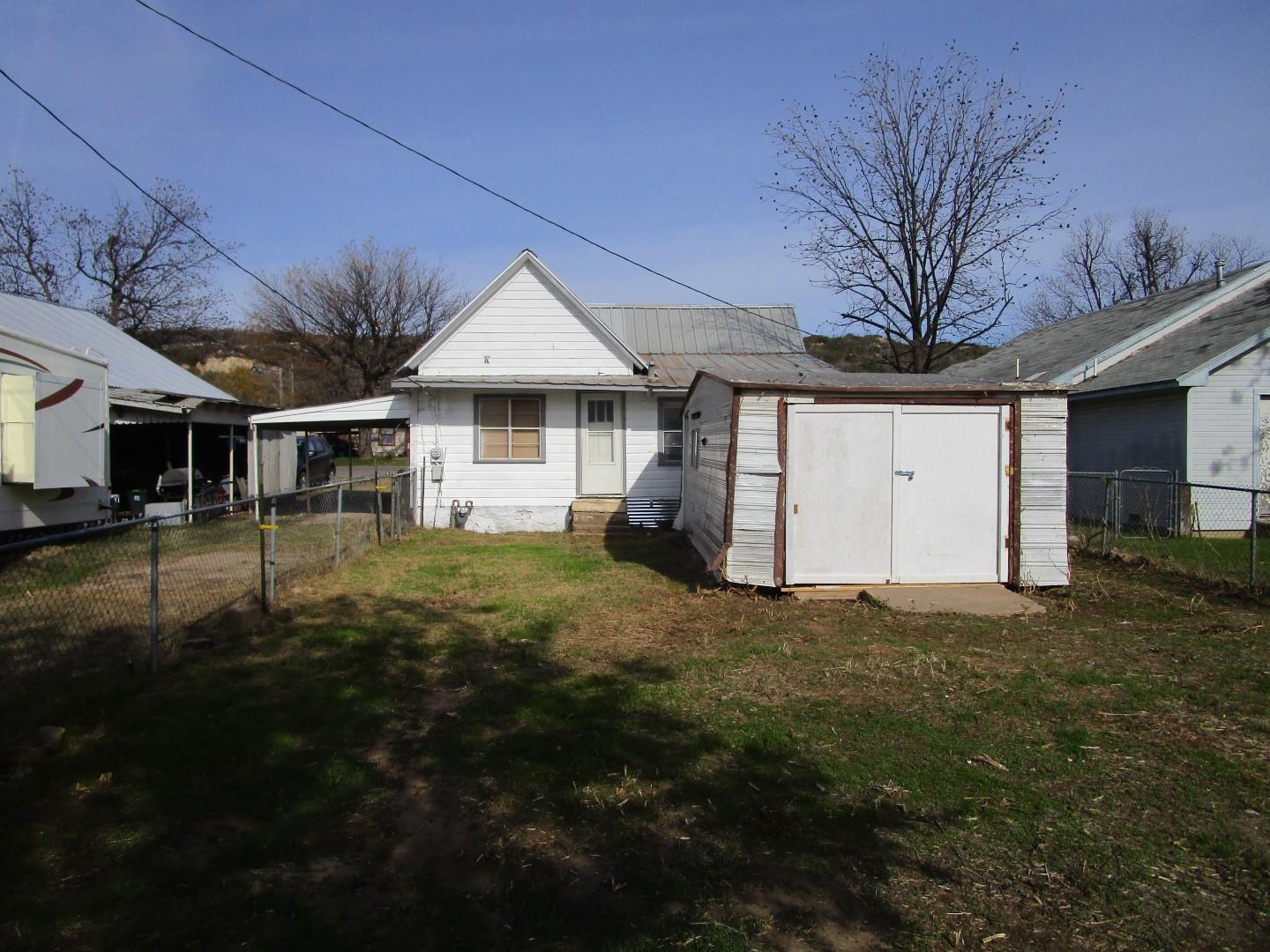 main property photo 6