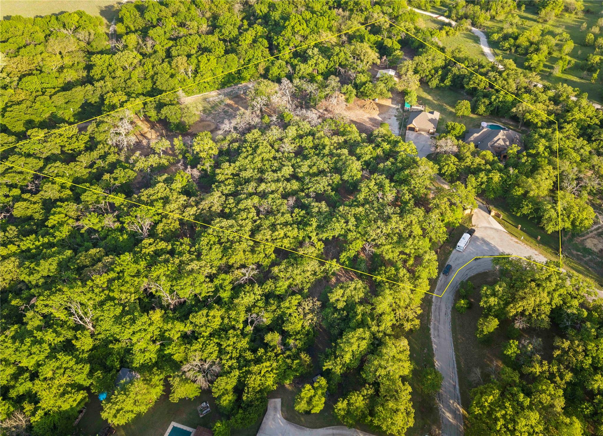 main property photo 3