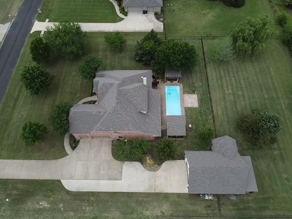 main property photo 35
