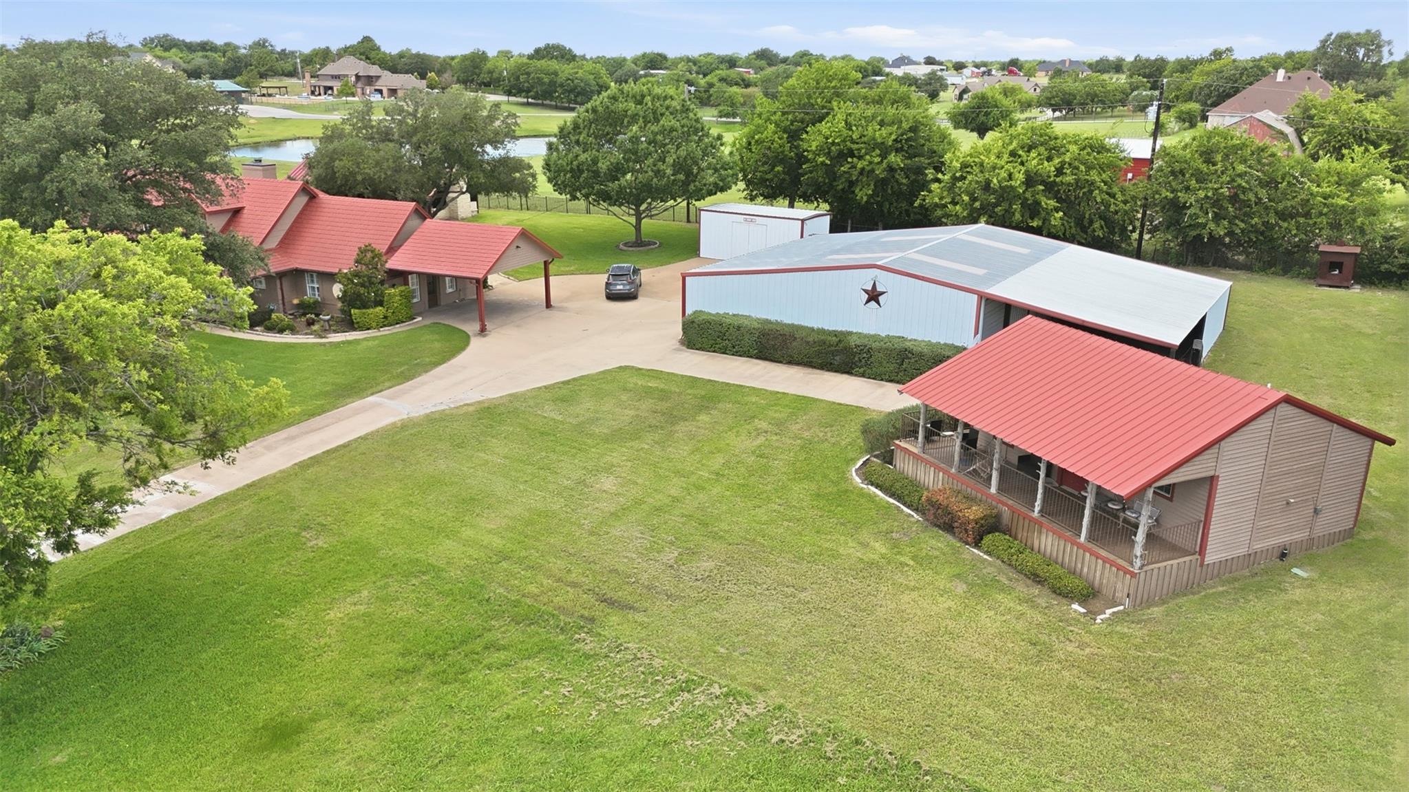 main property photo 2