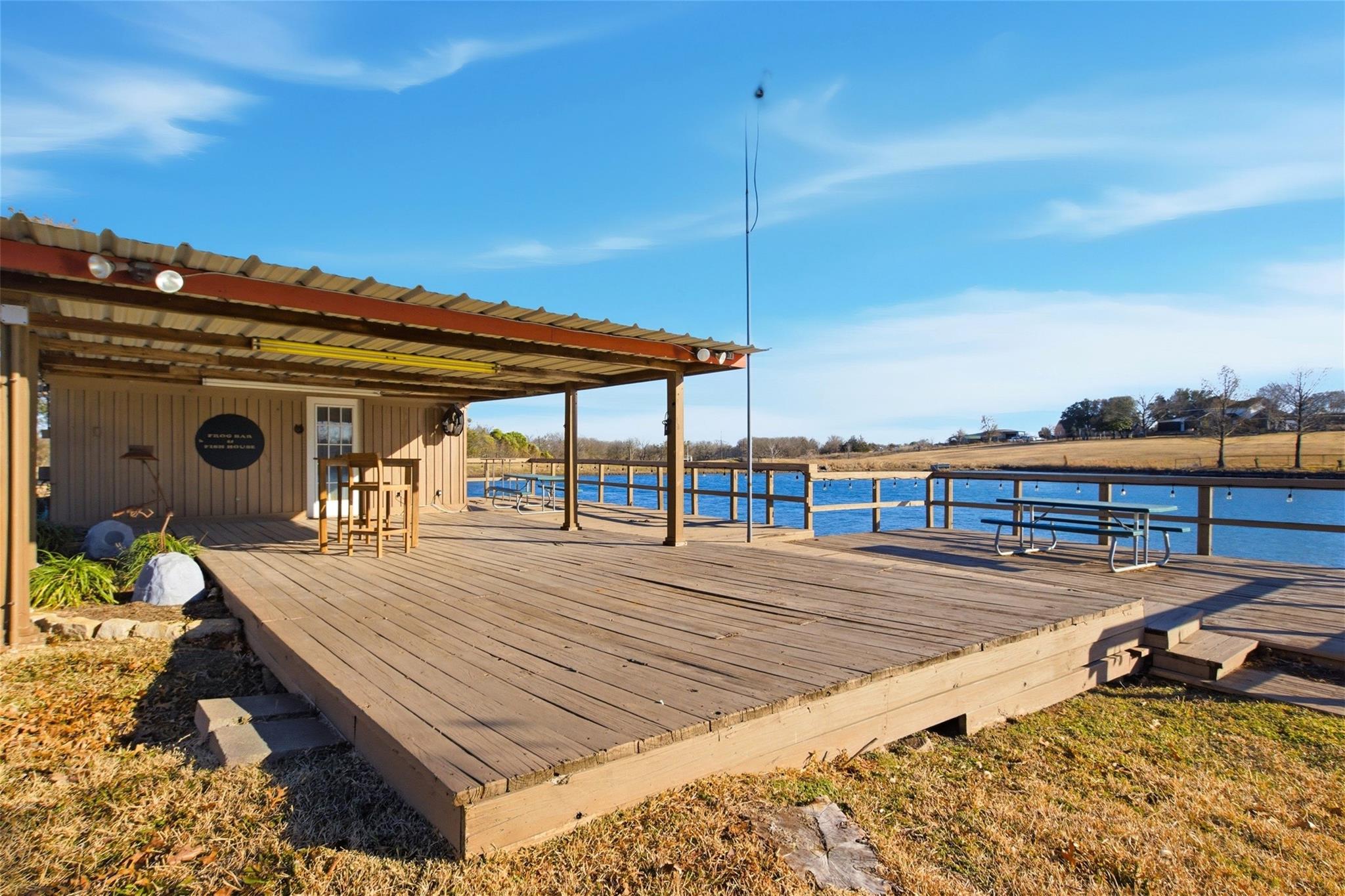 main property photo 36