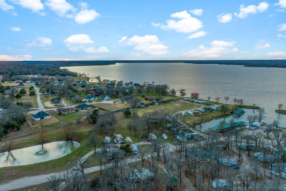 main property photo 13