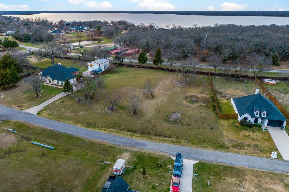 main property photo 16