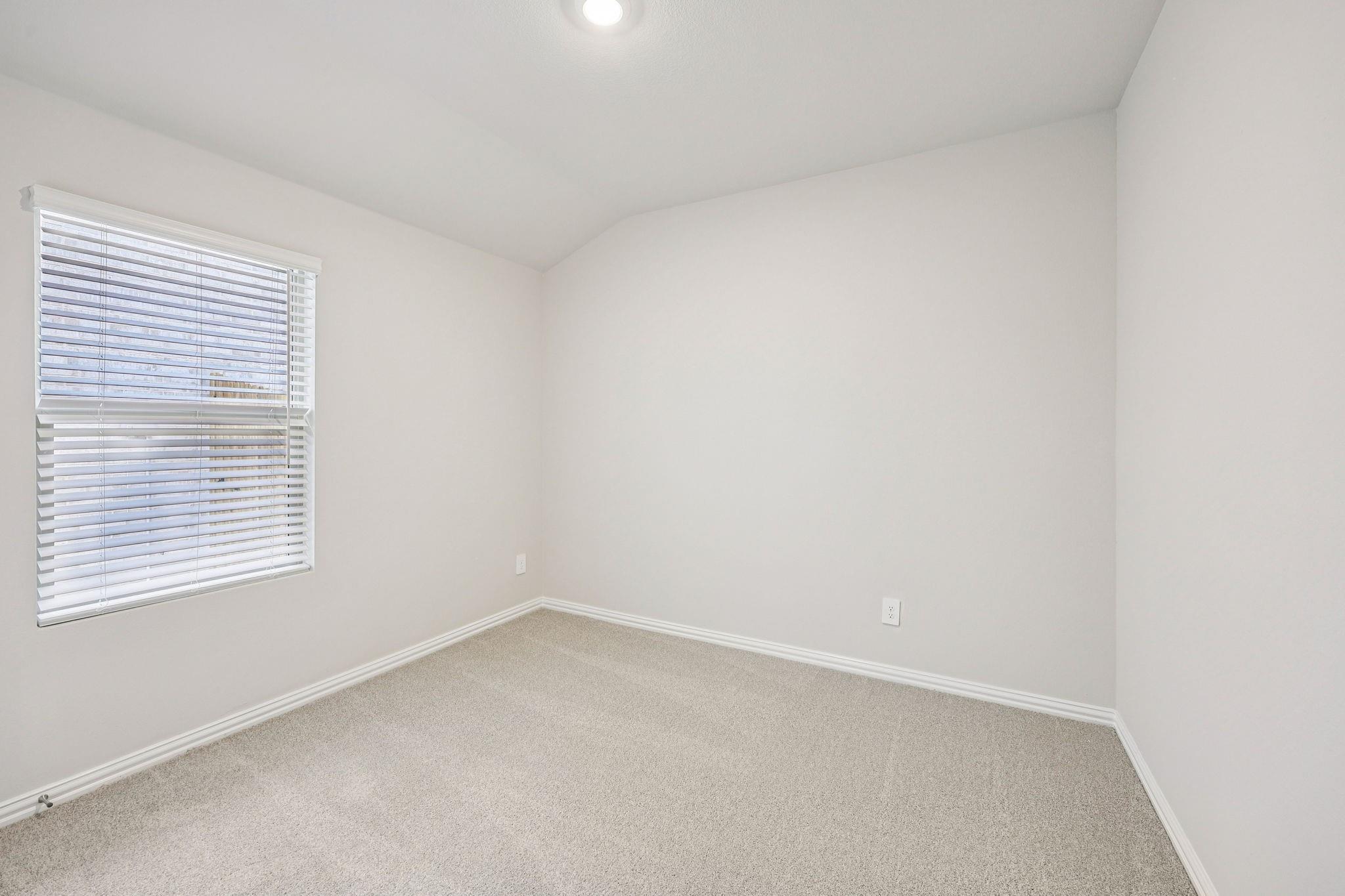 property viewer photo 25