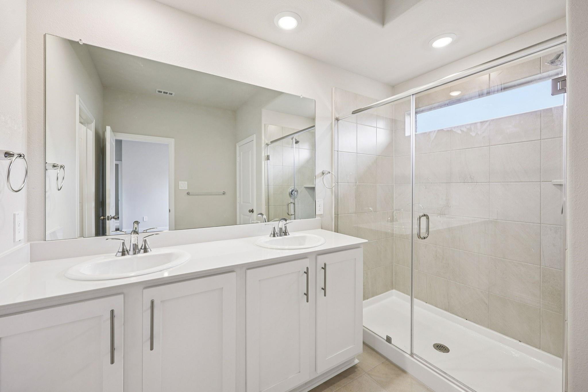 property viewer photo 32
