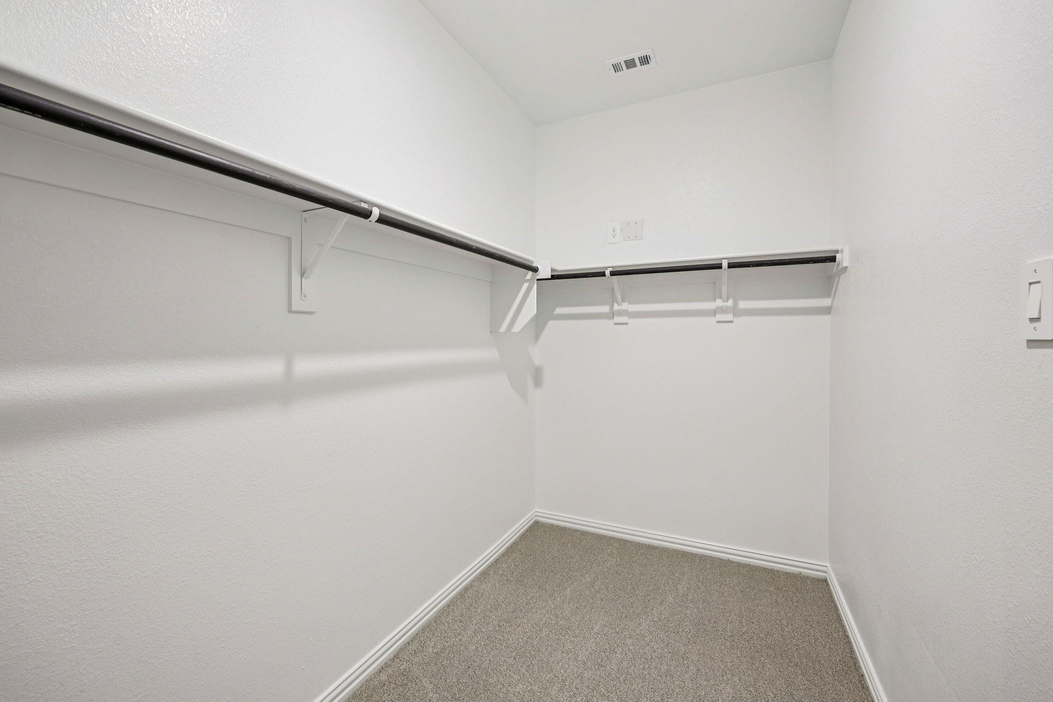 property viewer photo 35