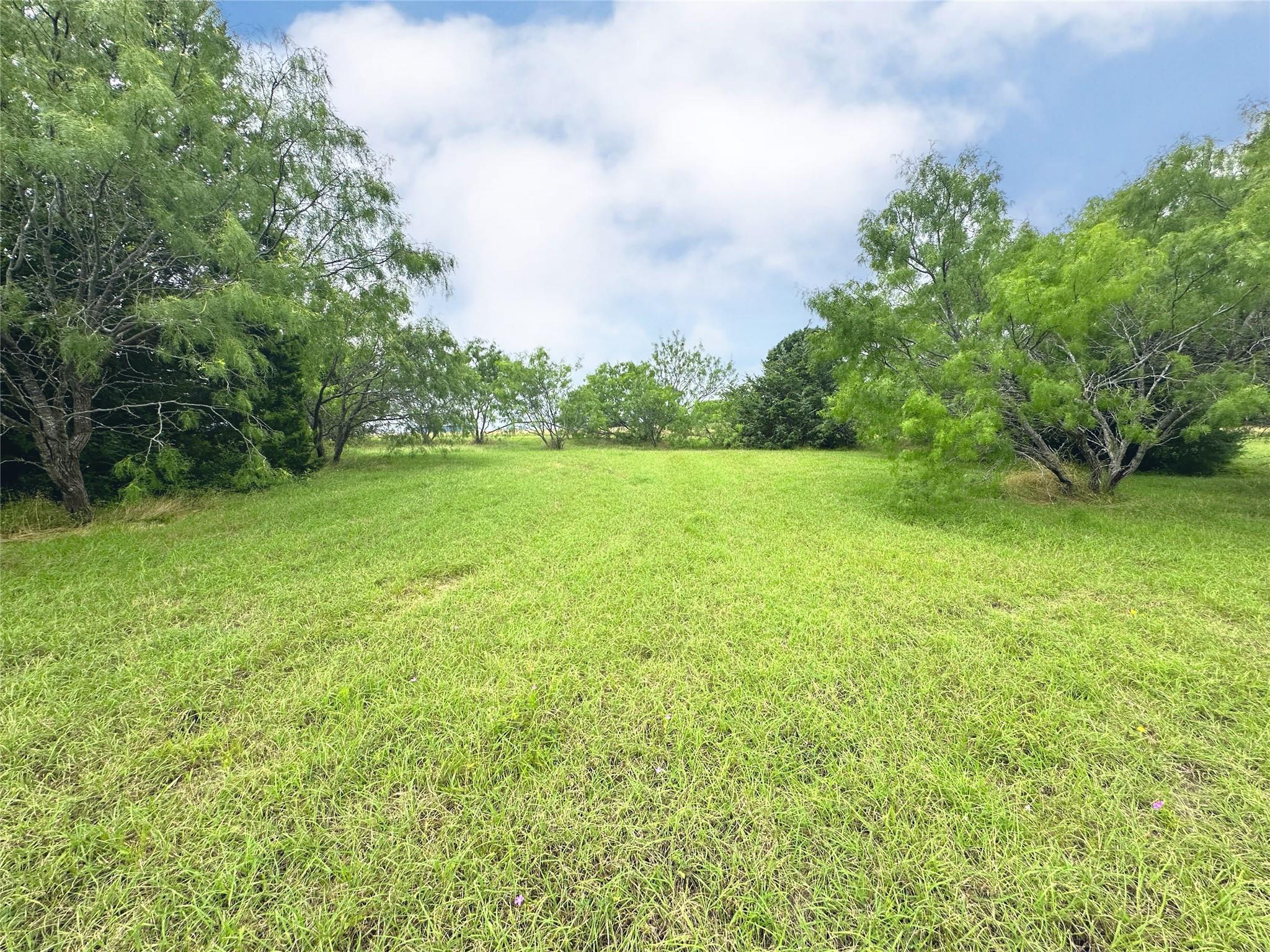 main property photo 11