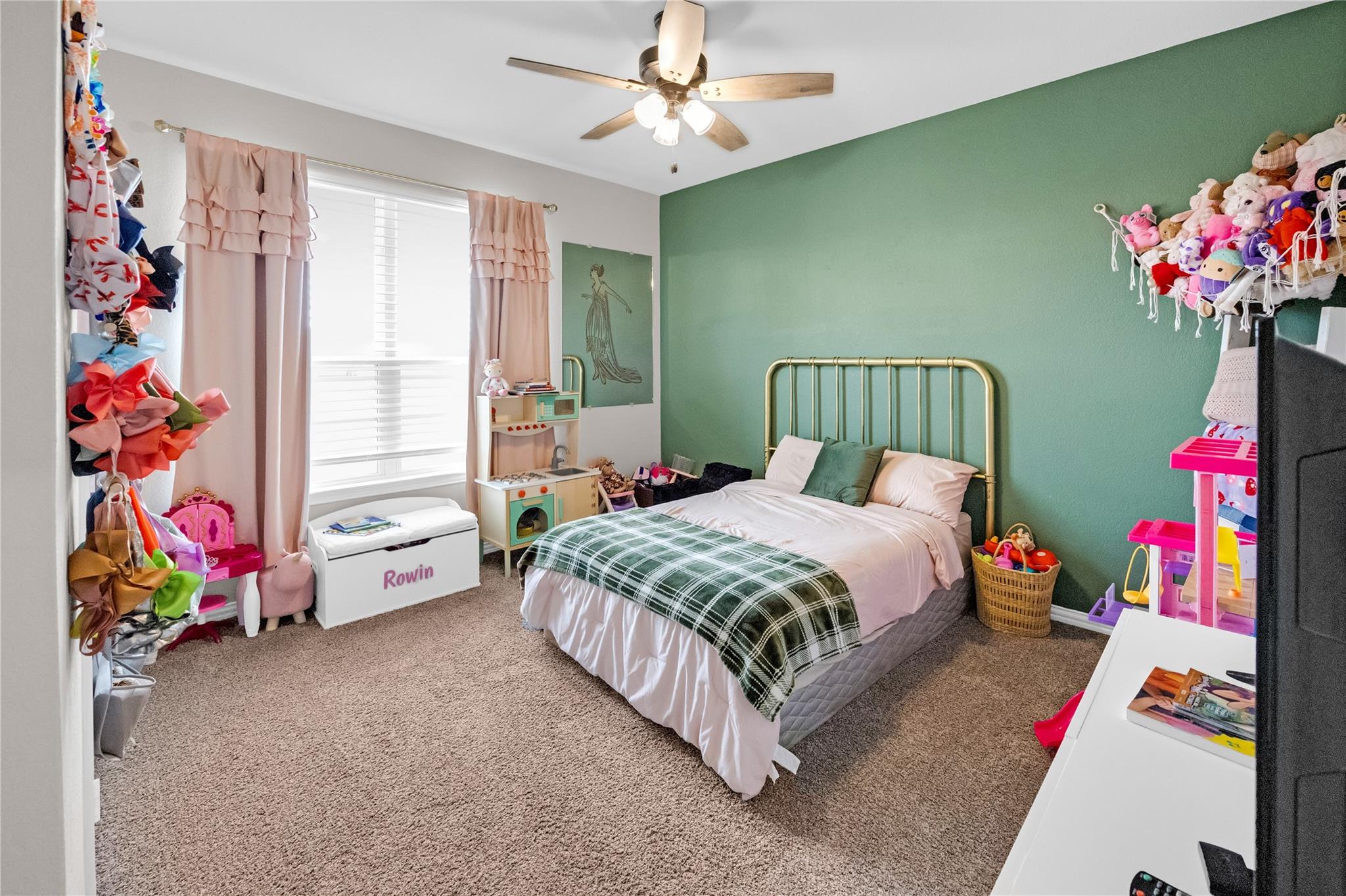 main property photo 13