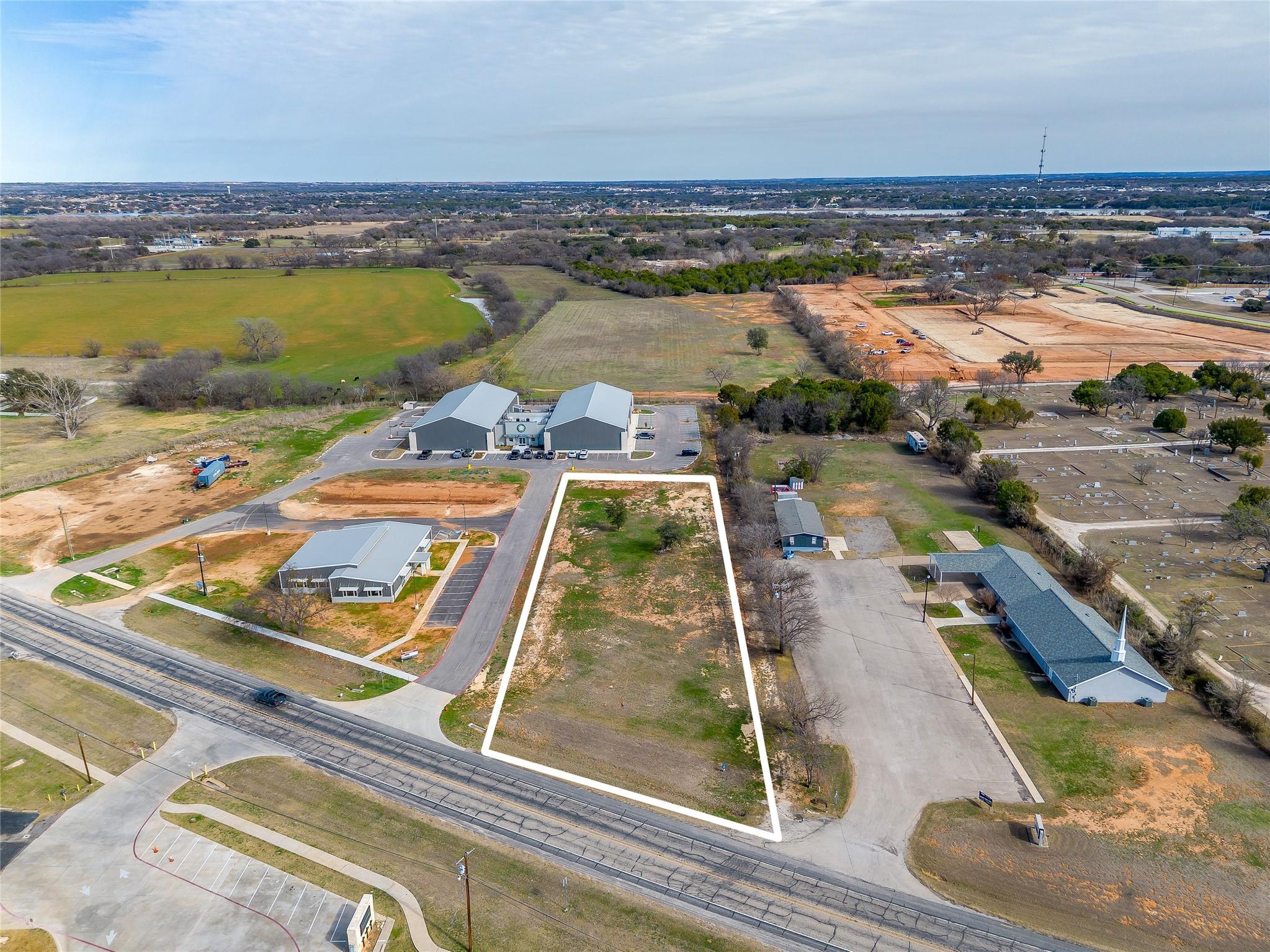 main property photo 10