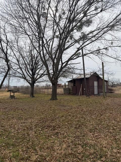 main property photo 31