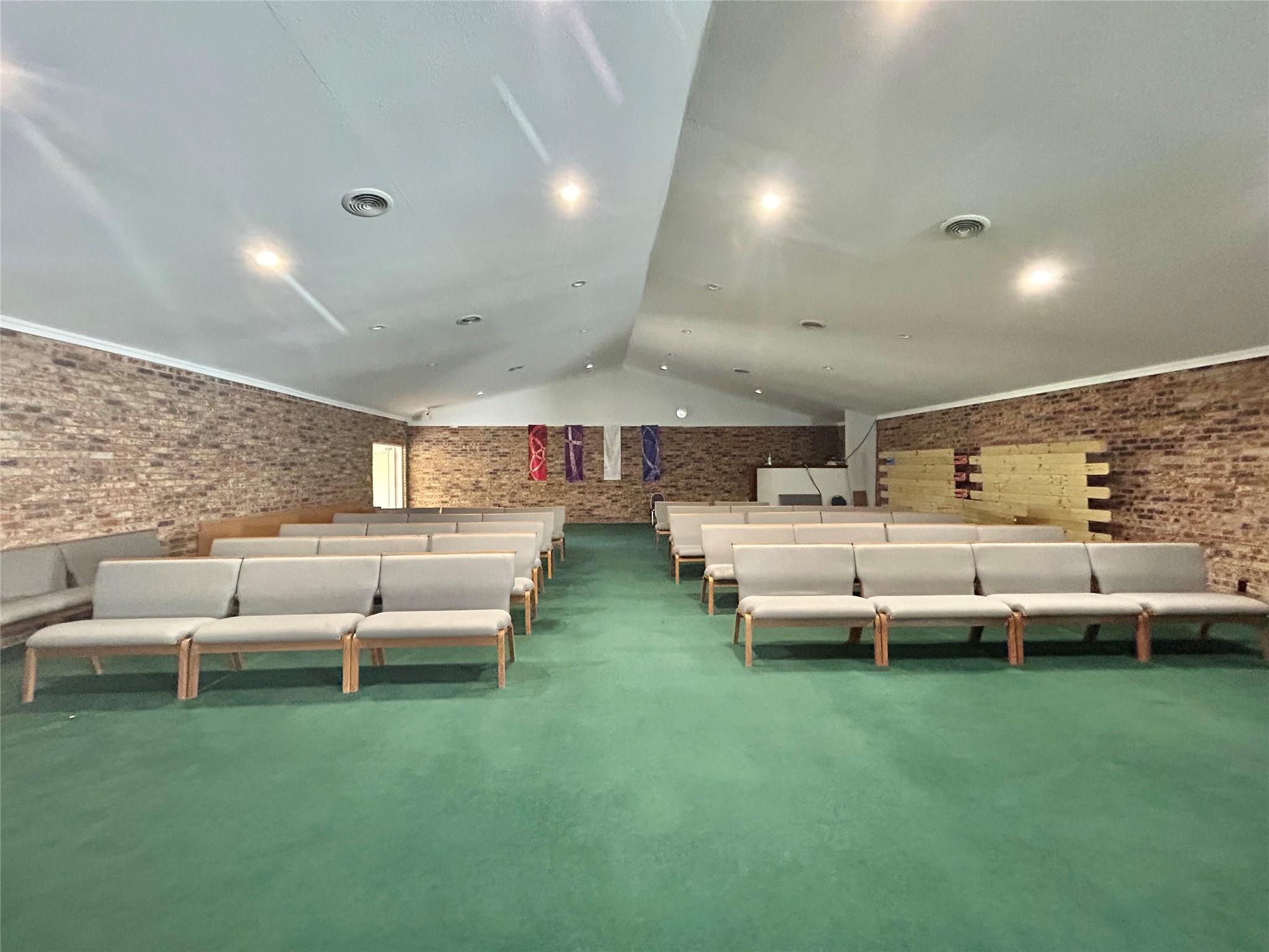 main property photo 13