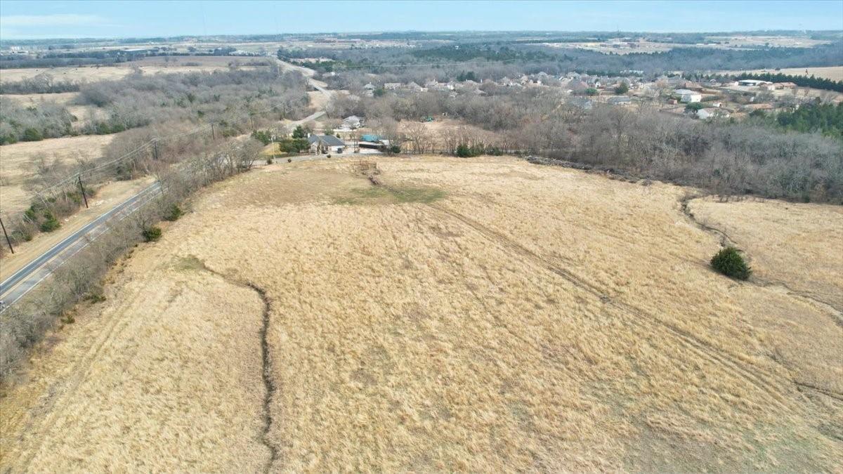 main property photo 26
