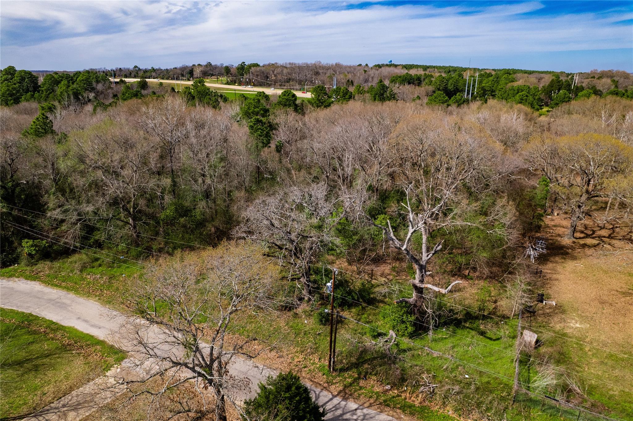 main property photo 26