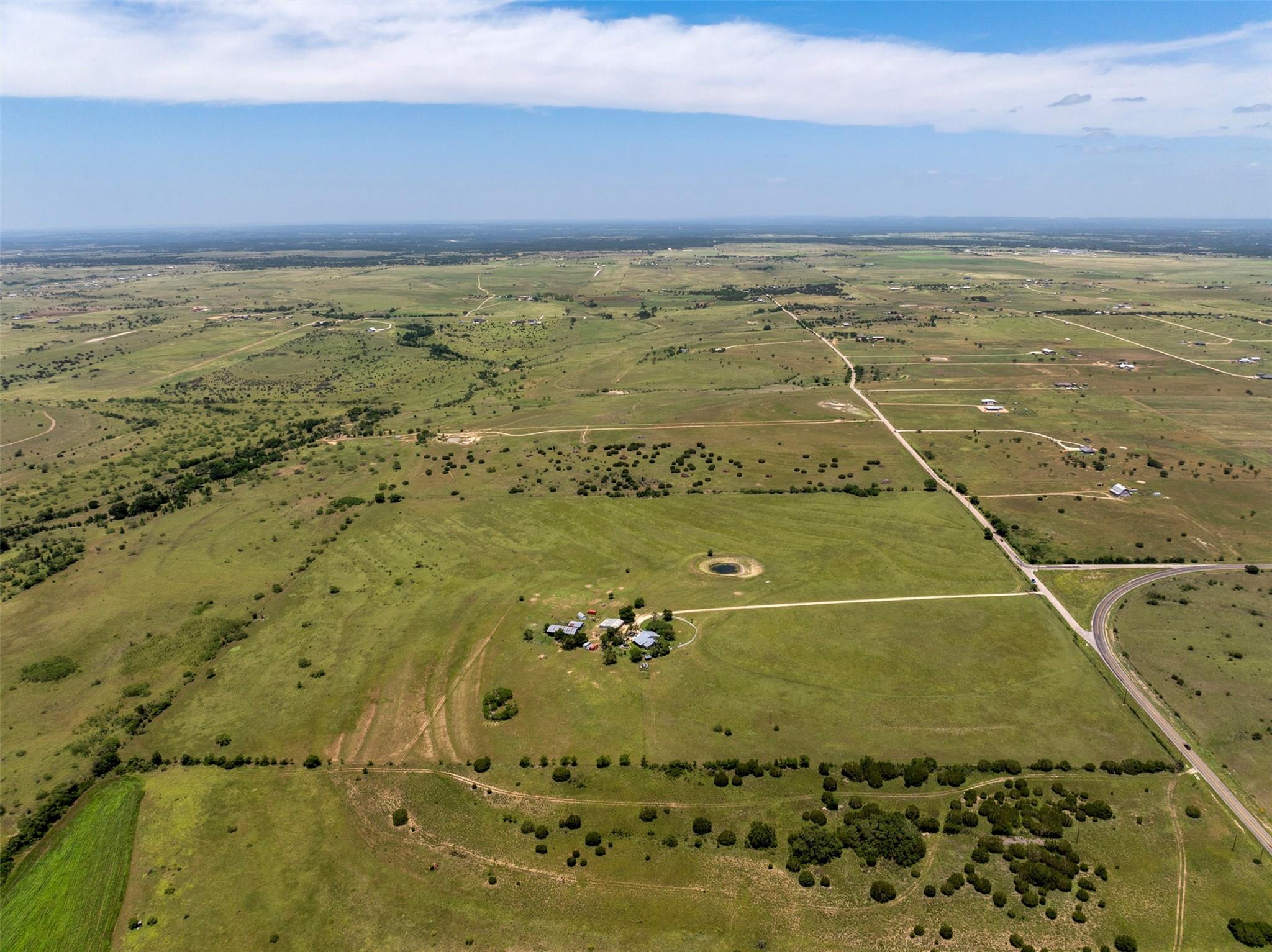 main property photo 10