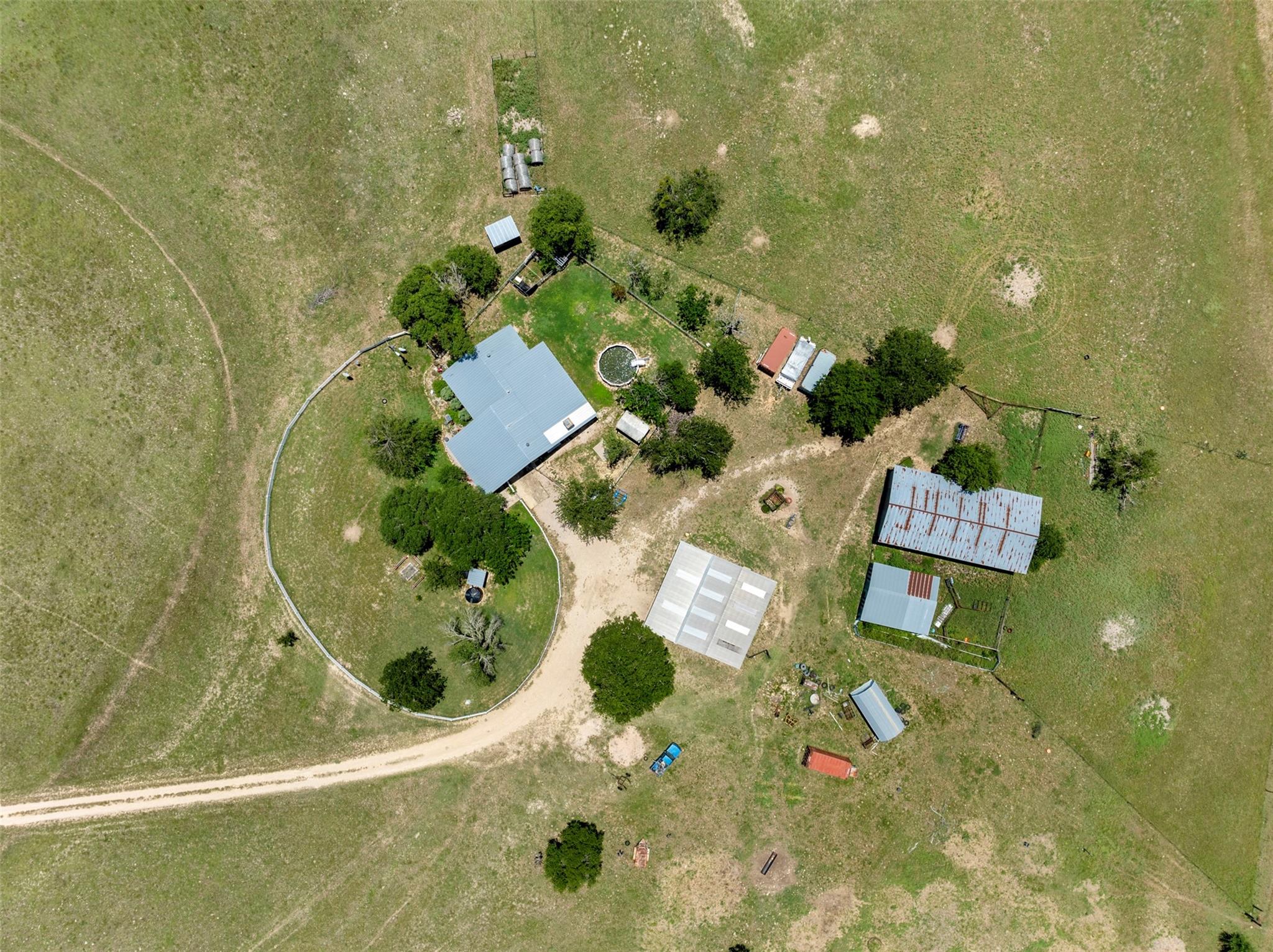 main property photo 3