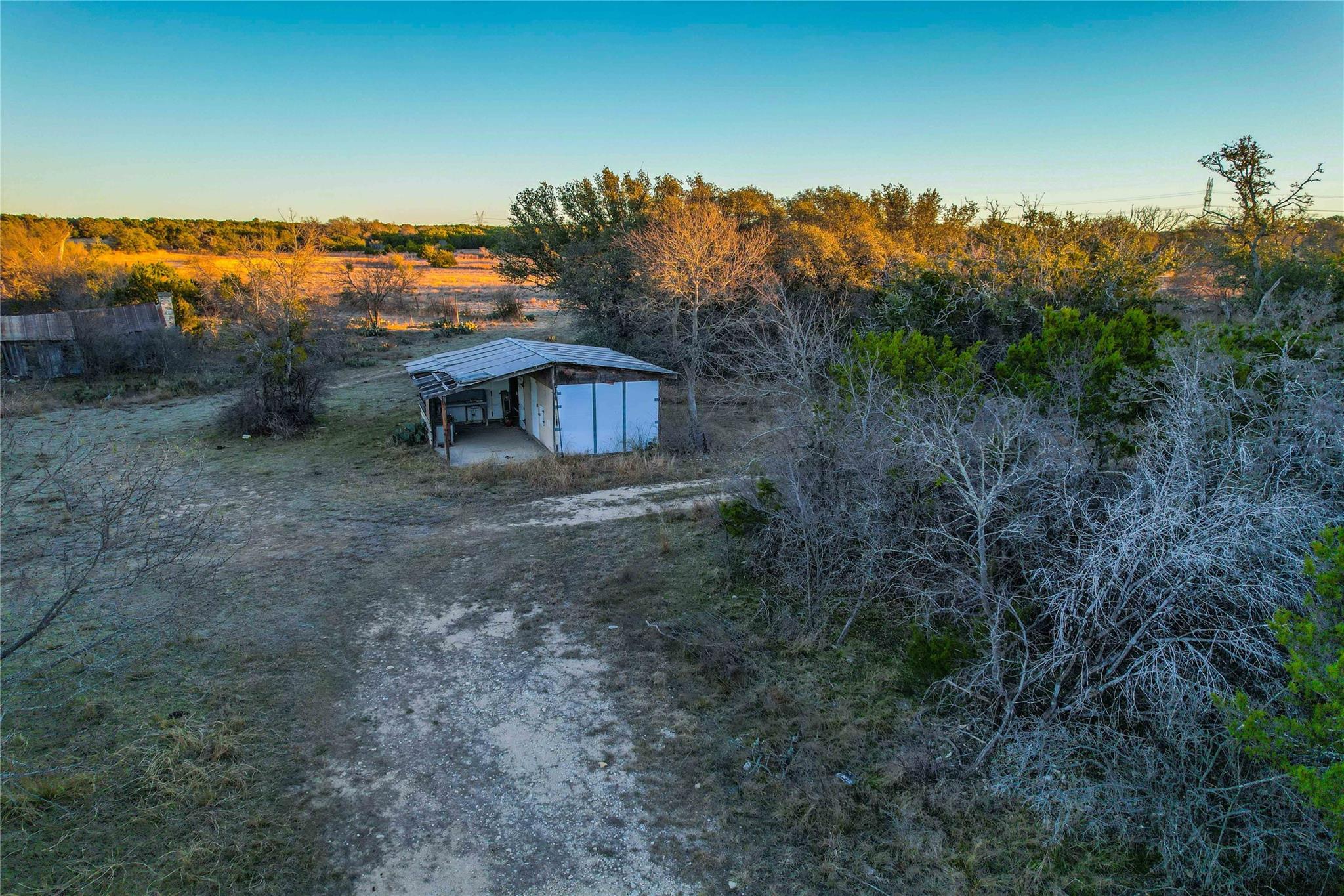main property photo 20