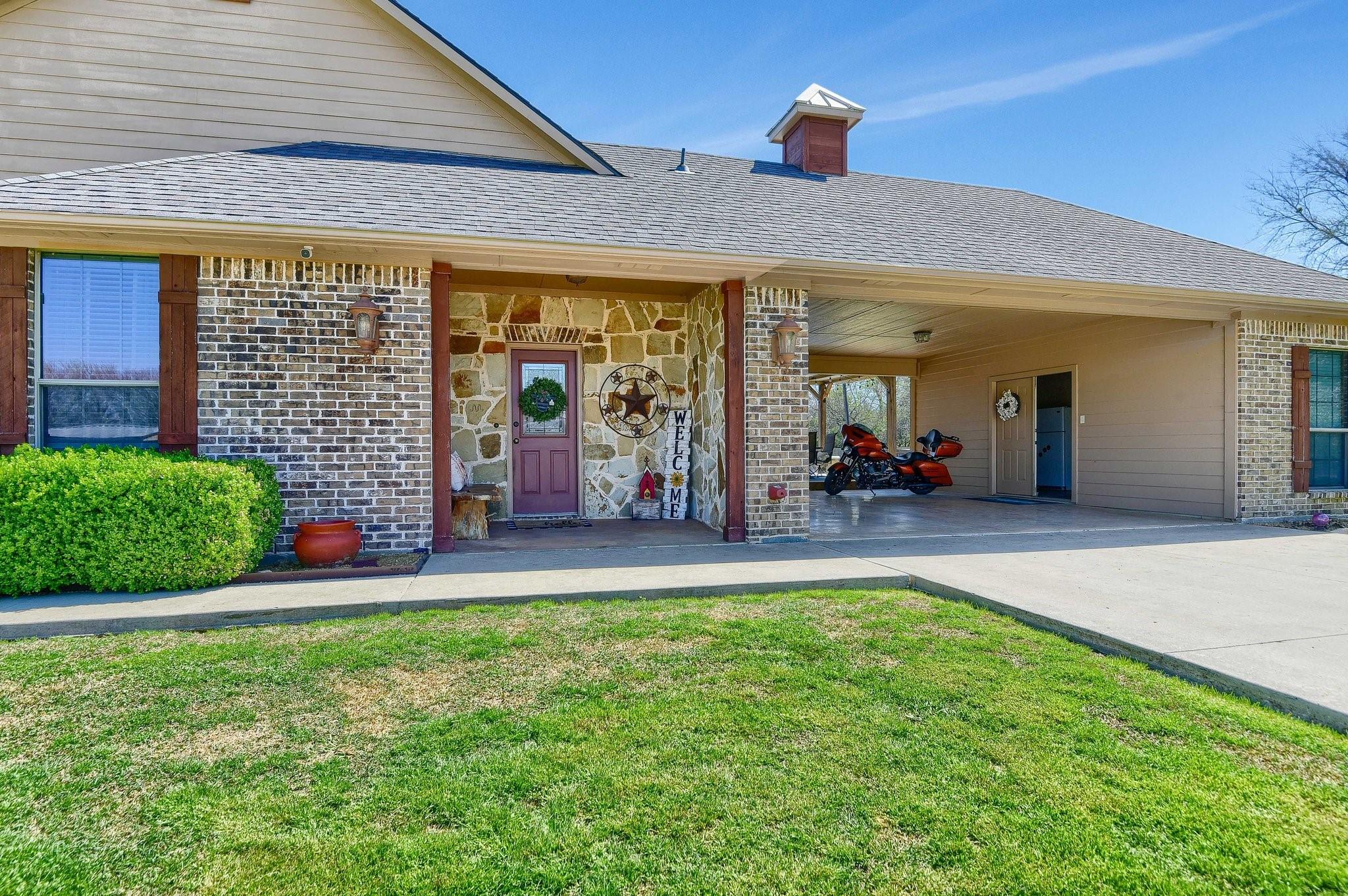 main property photo 29