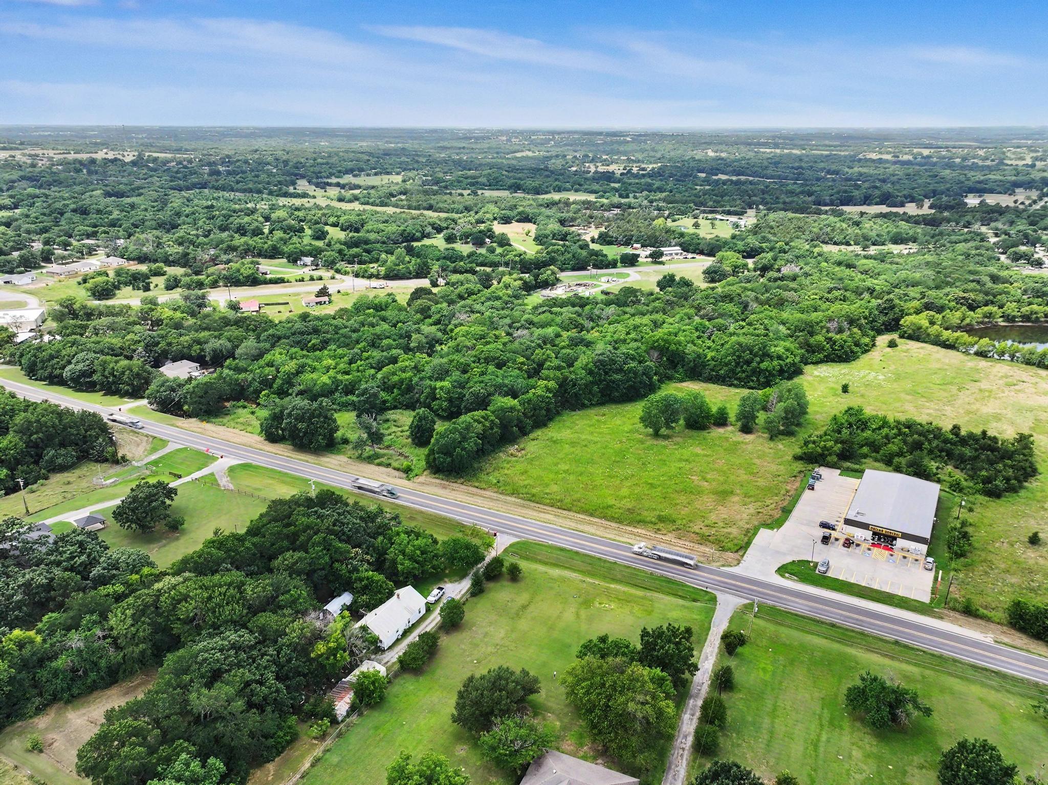 main property photo 11