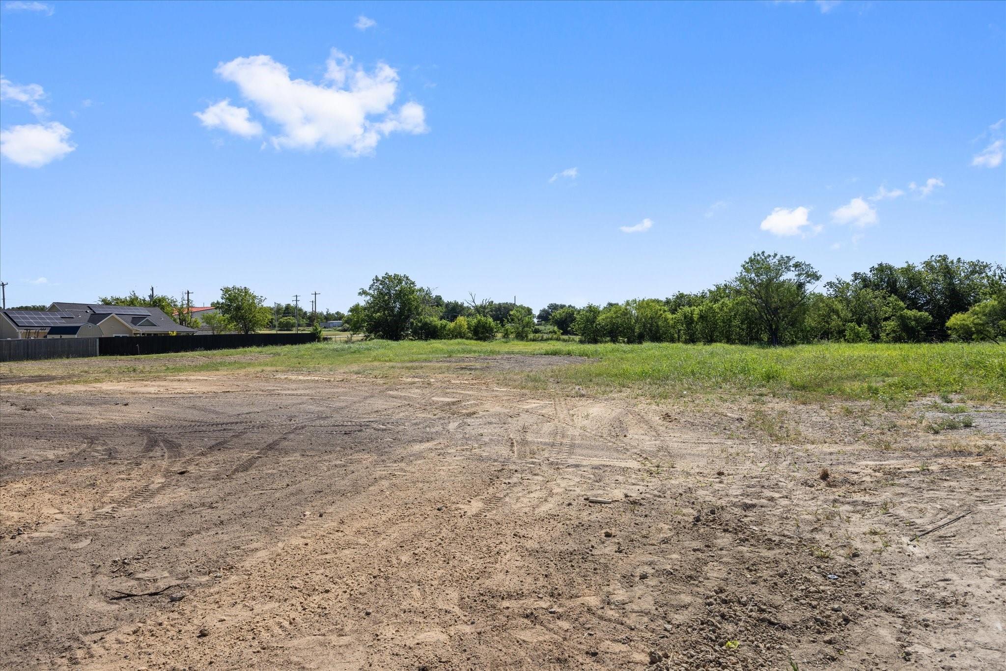 main property photo 19