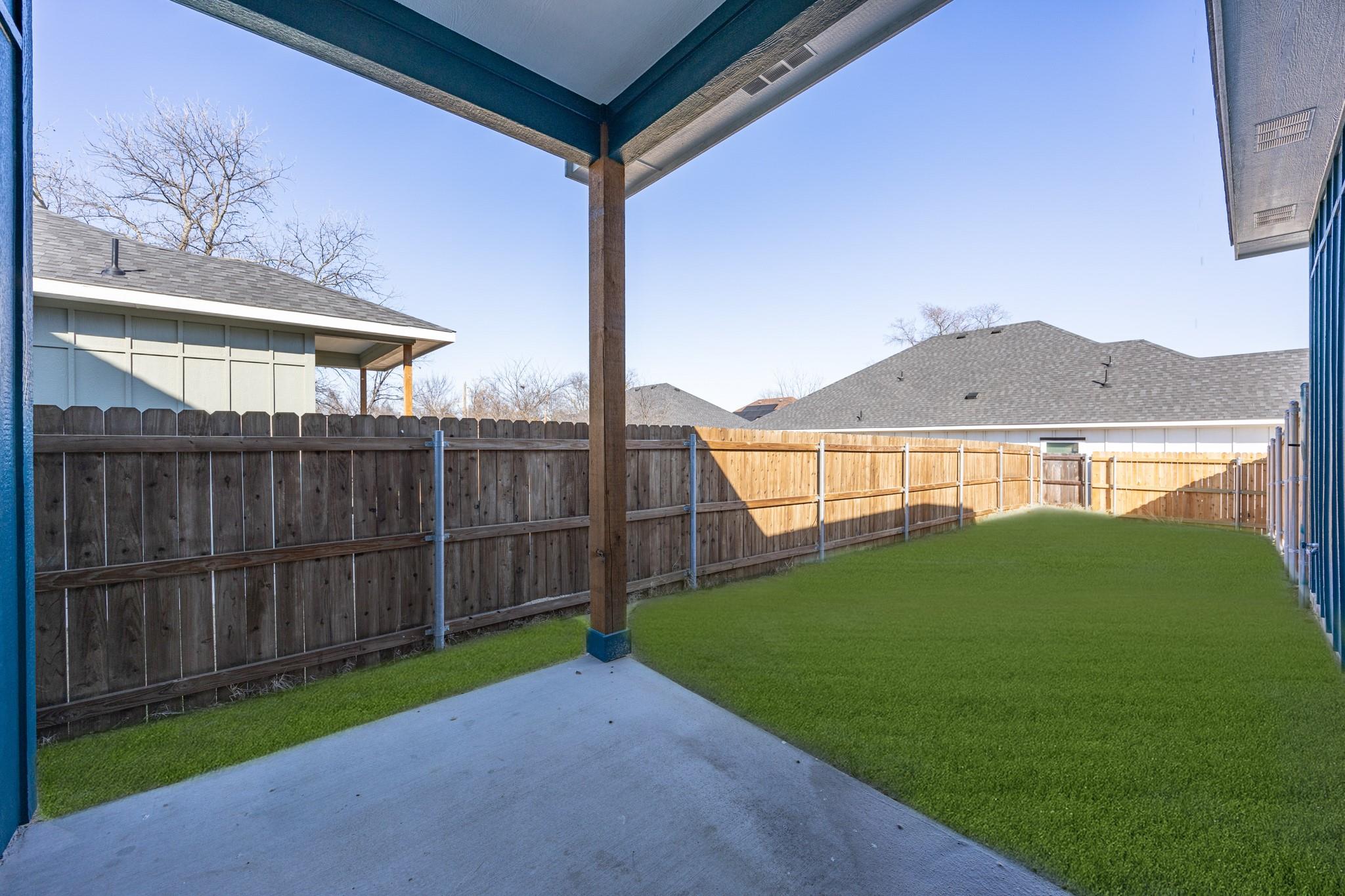 main property photo 26