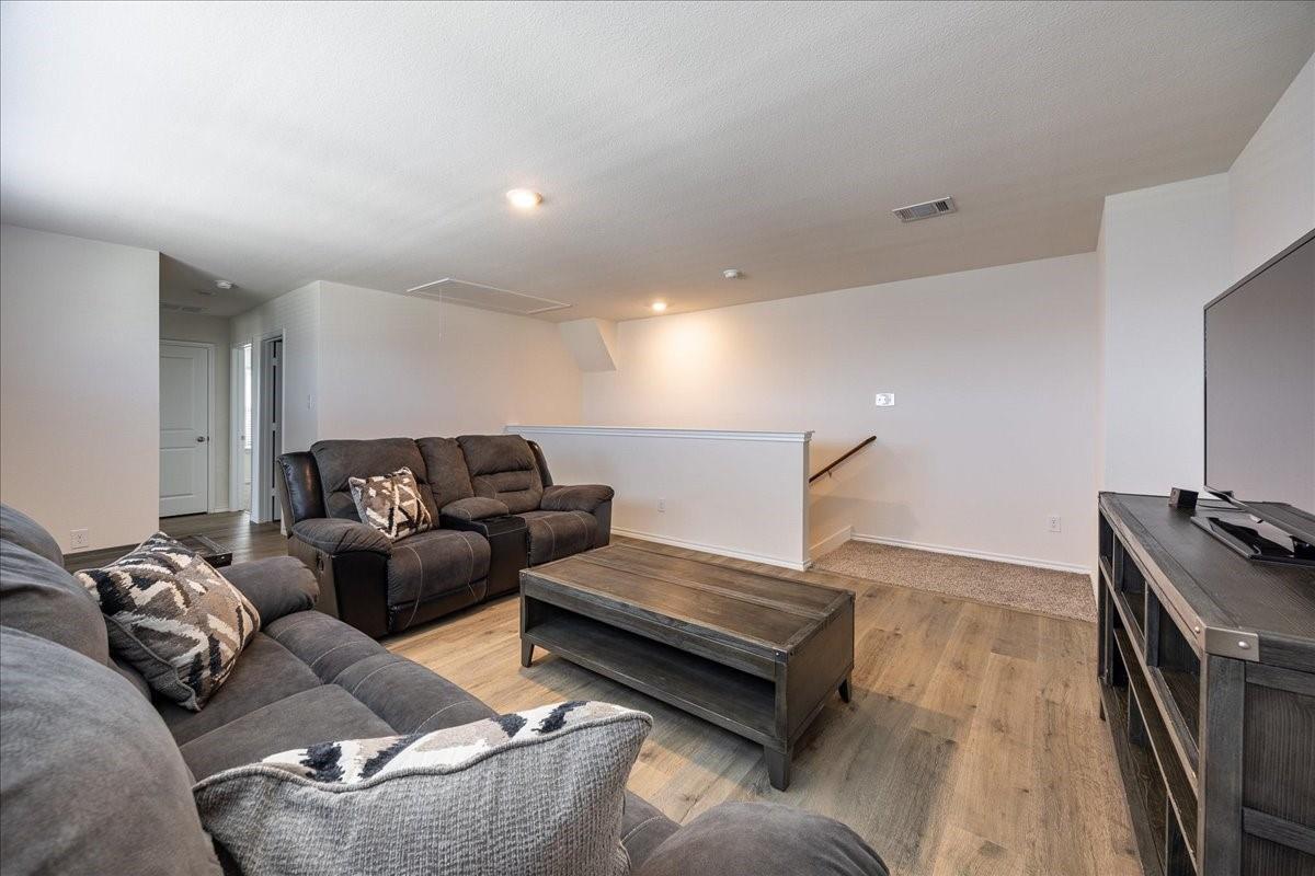 property viewer photo 27