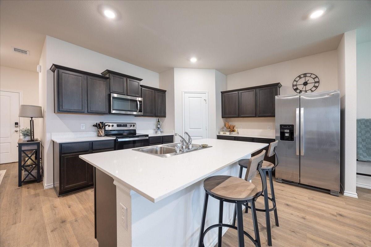 property viewer photo 9